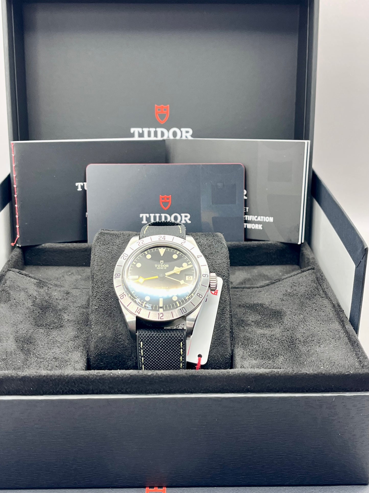 Dec 2025 TUDOR Black Bay Pro GMT 79470 39mm Warranty