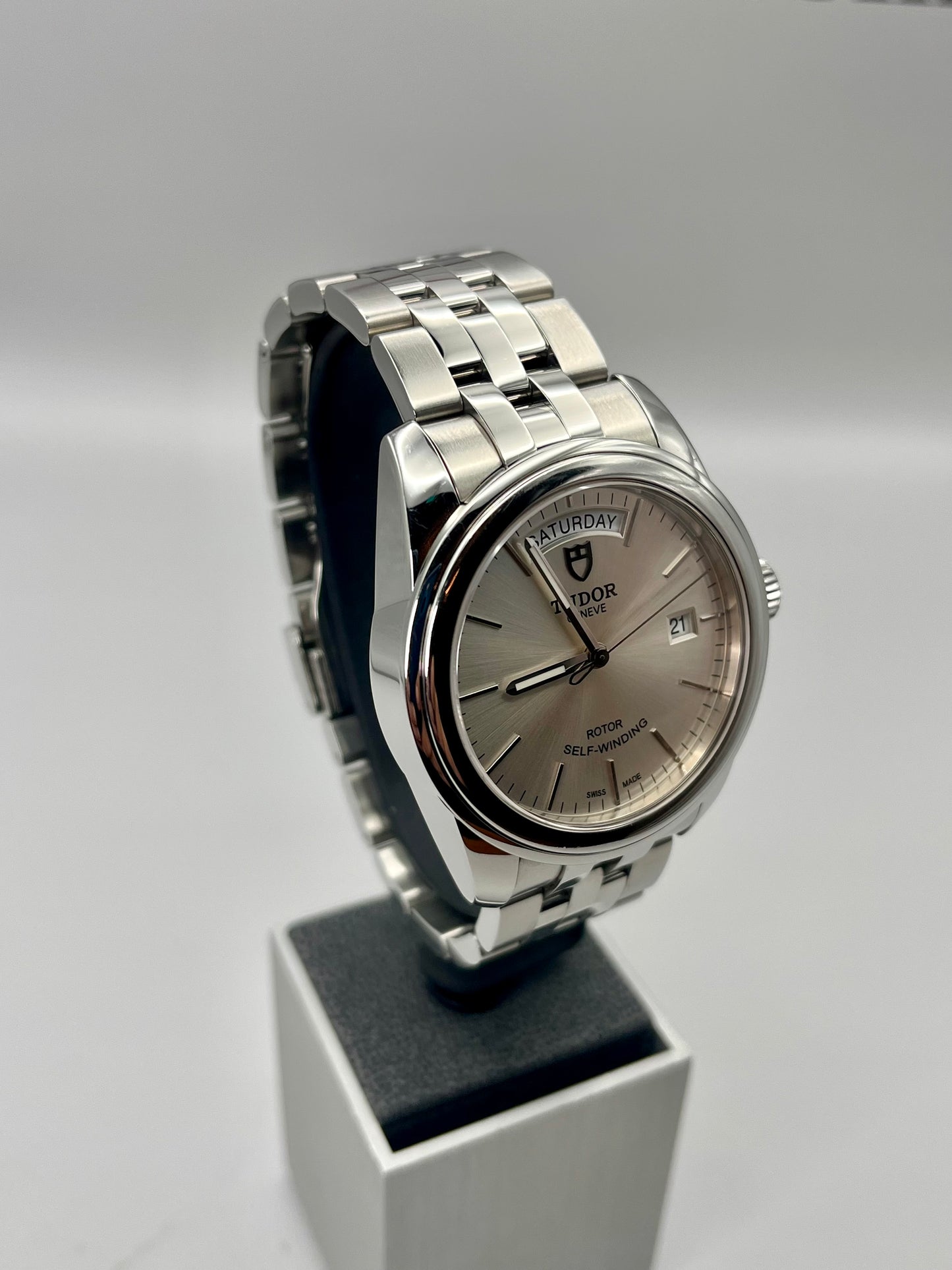 2019 TUDOR Glamour Date-Day - 39mm - Ref 56000 - Full Set