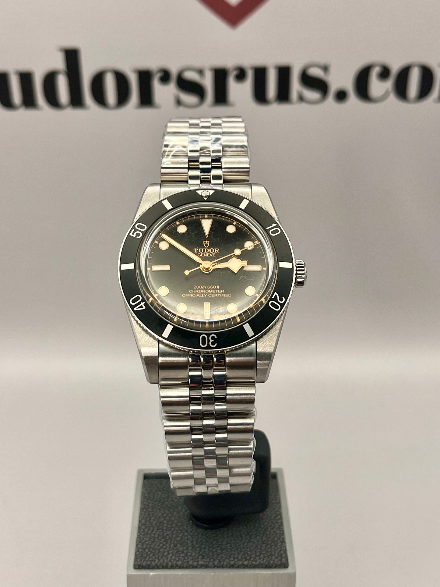 2023 TUDOR Black Bay 54 - 79000N - 37mm - Tudor + Uncle Straps