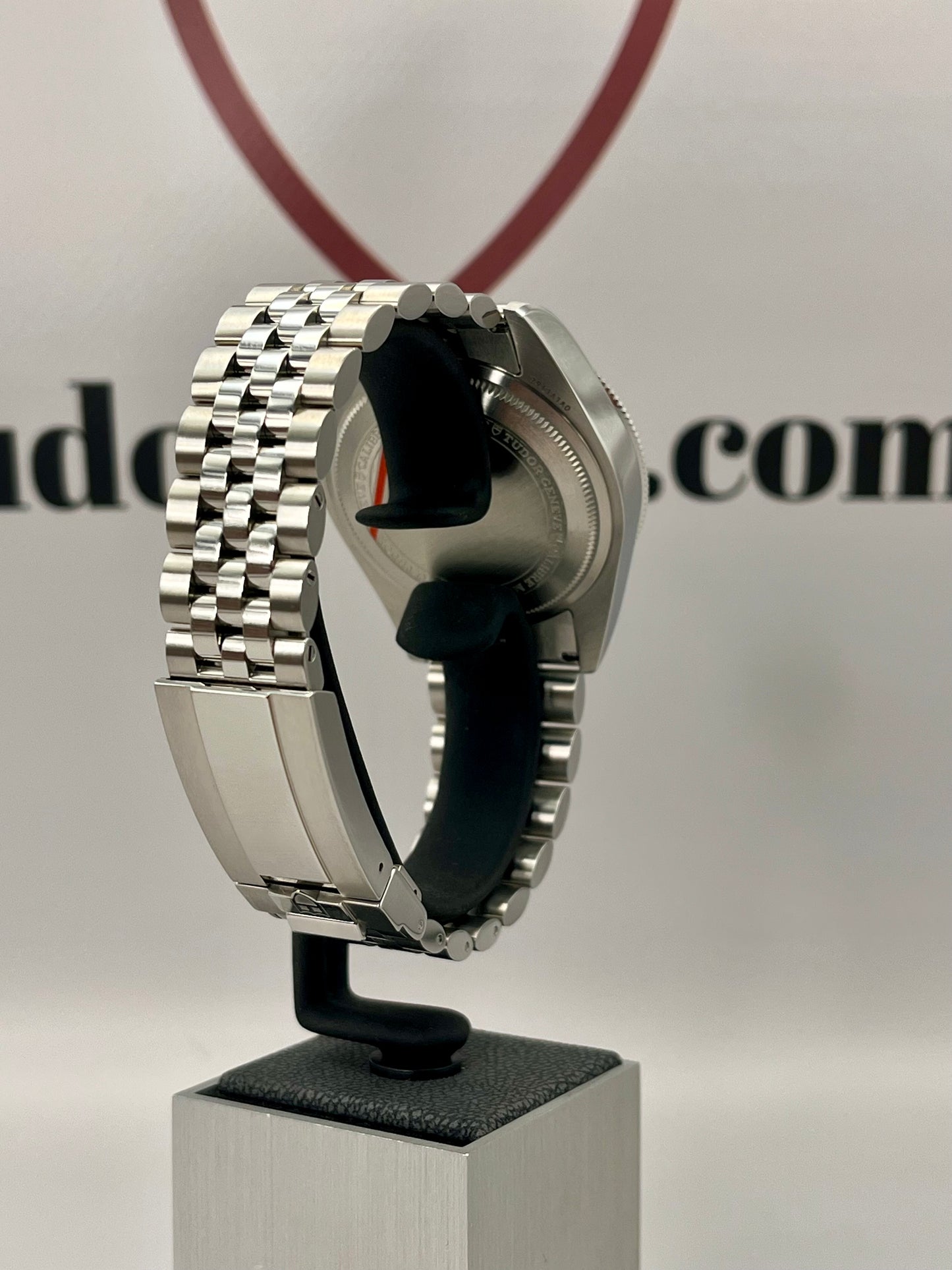 2024 TUDOR Black Bay Mono - 41mm - M7941A1A0NU - Jubilee - METAS