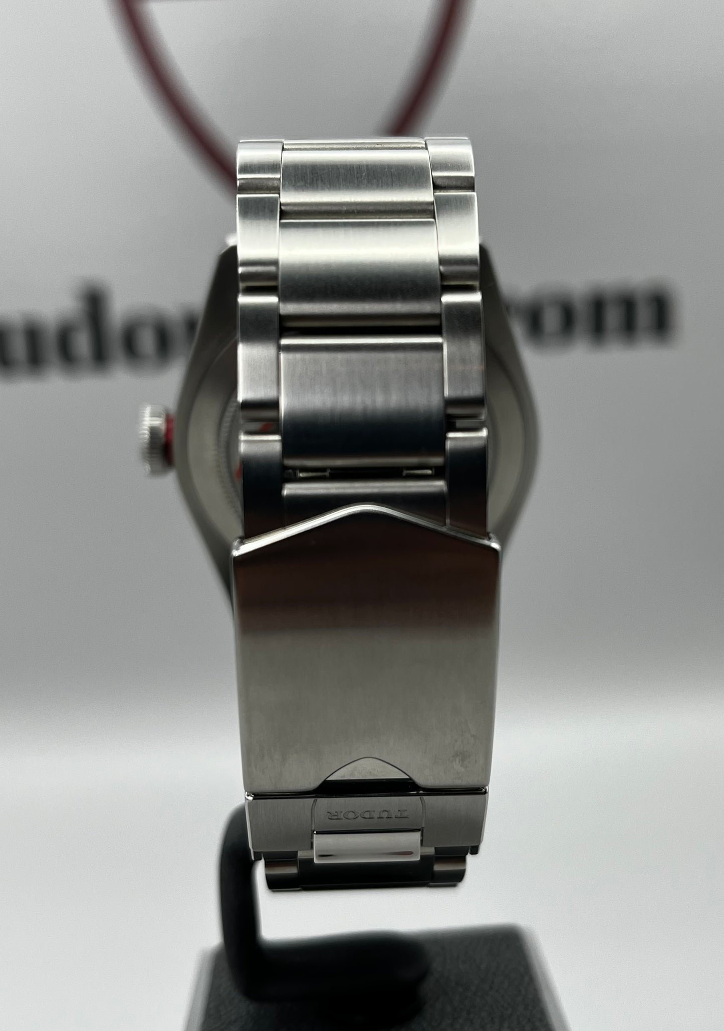 **UNWORN FROM NEW** 2017 TUDOR Black Bay 41mm - 79220R - 'Smiley' - Full Set