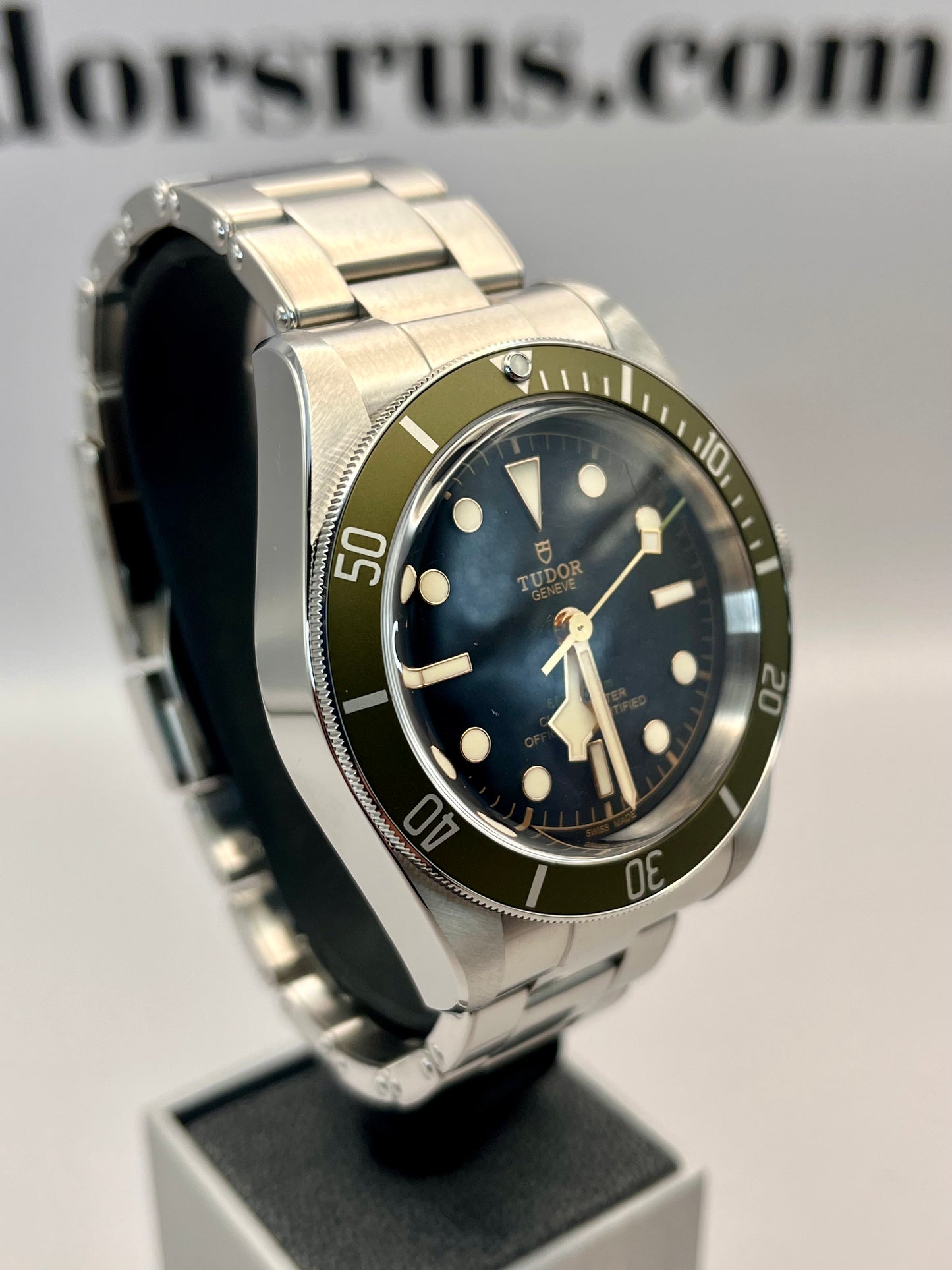 2022 TUDOR Black Bay 79230G 'Harrods' Edition - 41mm - Full Set