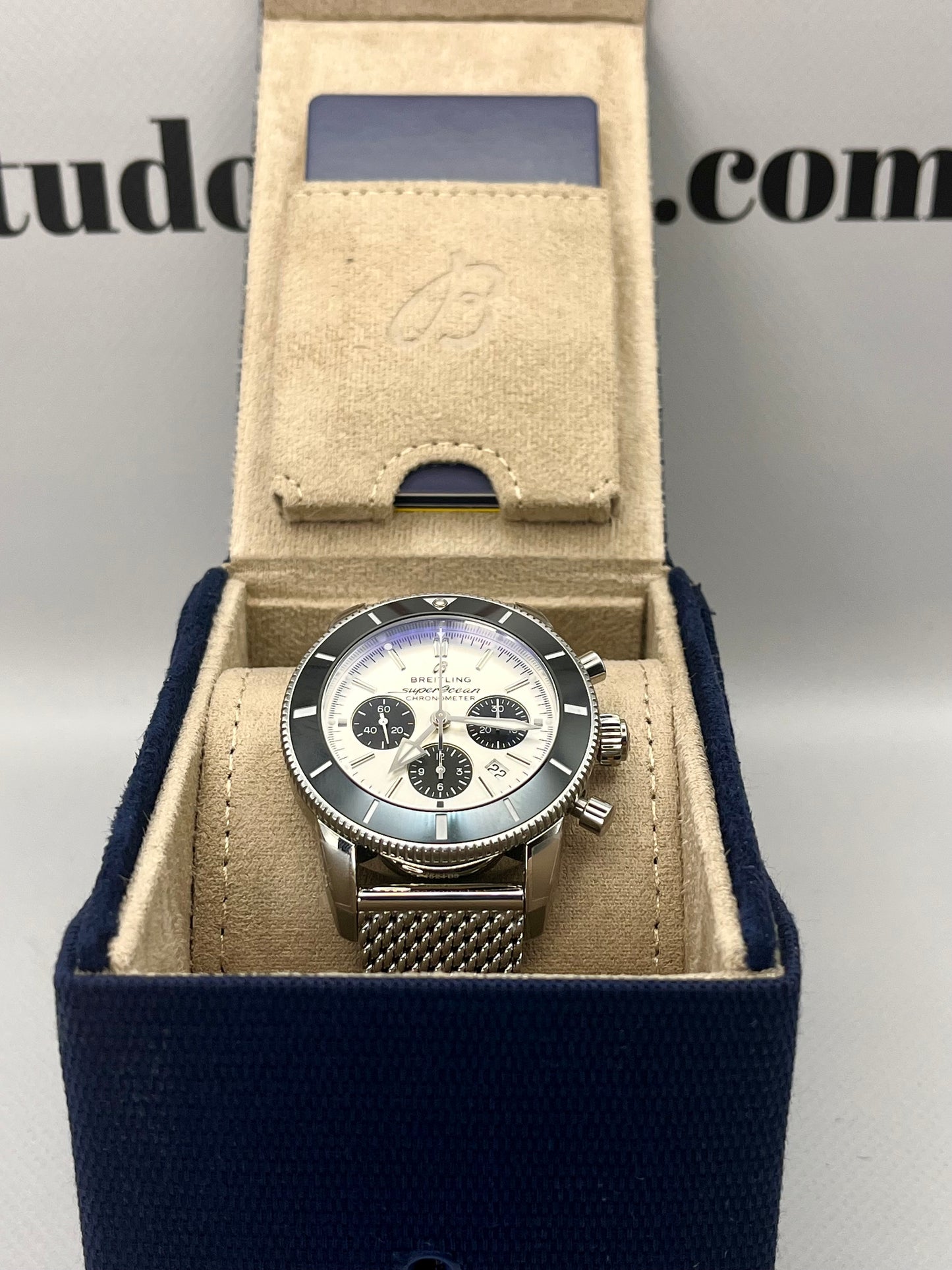 **BRAND NEW** BREITLING Superocean Heritage B20 Chrono - 44mm - AB0162121G1A1