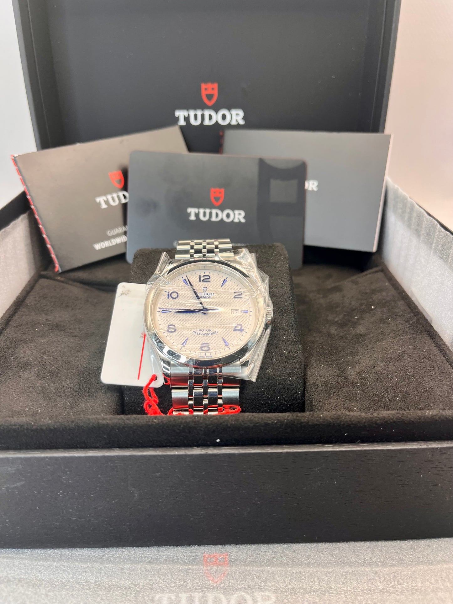 2025 *NEW/UNWORN* TUDOR 1926 - 41mm - 91650 - Full Set - Warranty to Apr 2030