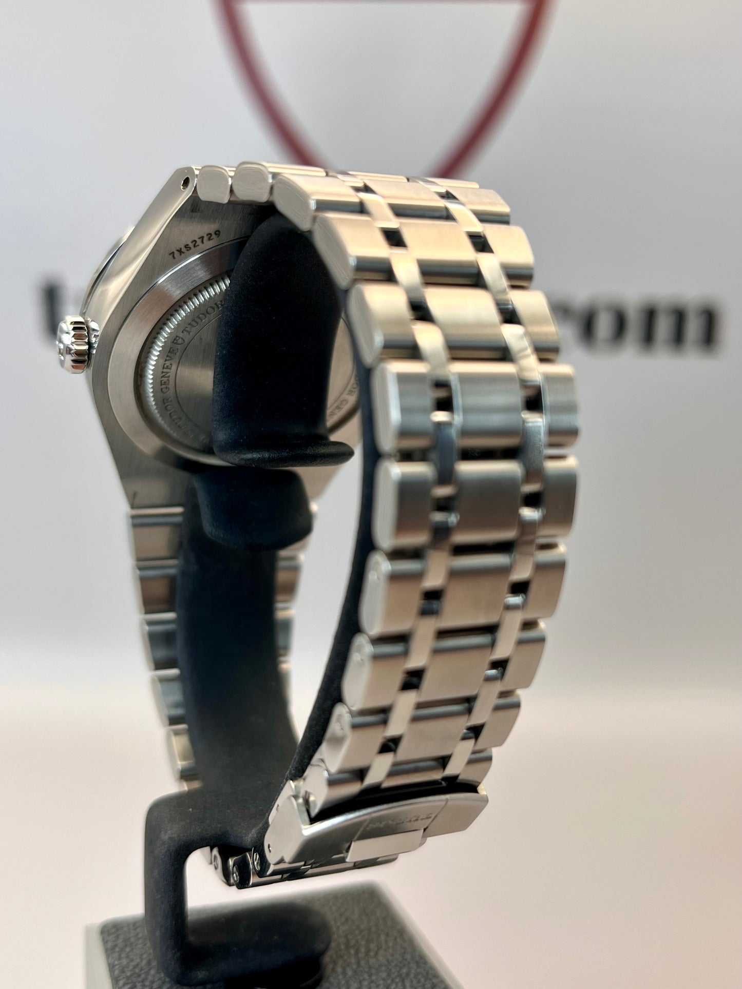 2021 TUDOR Royal 28500 - 38mm - Diamond Markers - Full Set - Warranty to Jul2026