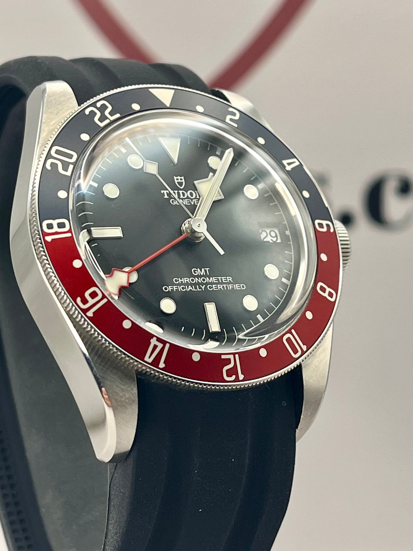 TUDOR Black Bay GMT 'Pepsi' - 79830RB - 41mm