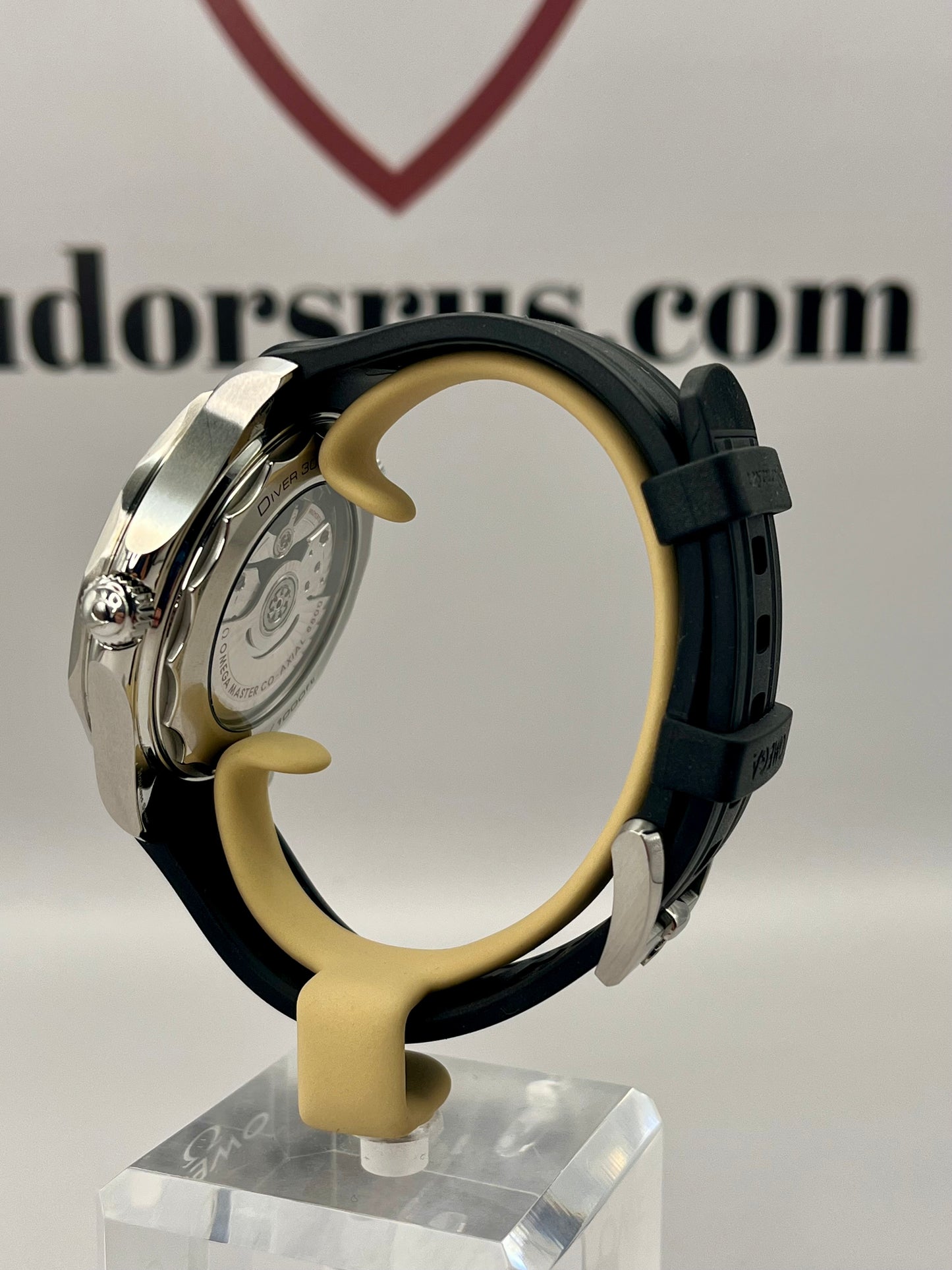 OMEGA Seamaster Diver 300M - 42mm - 210.32.42.20.04.001 - MINT