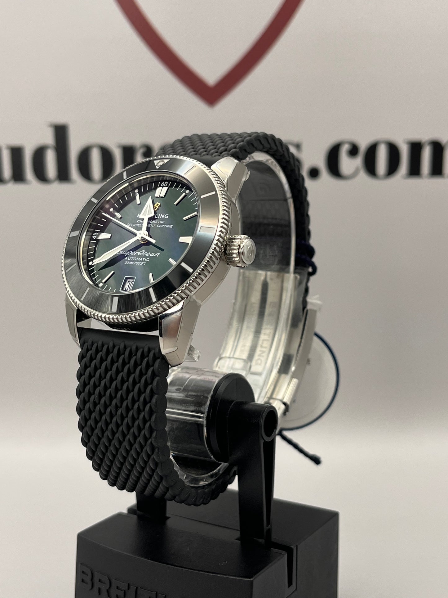 **BRAND NEW** BREITLING Superocean Heritage B20 - 42mm - AB2010121L1S1