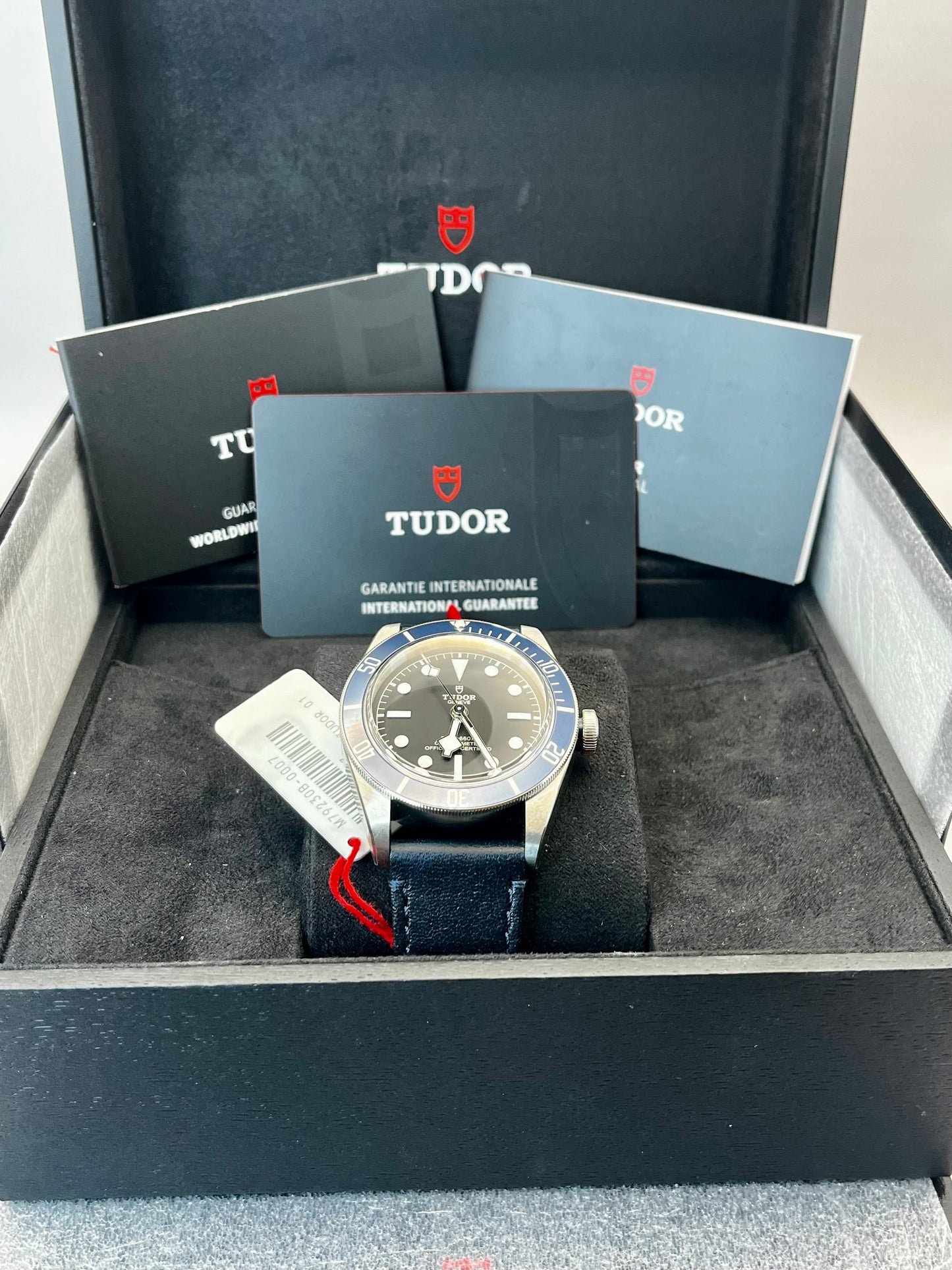**UNWORN** 2024 TUDOR Black Bay - M79230B - 41mm - Full Set