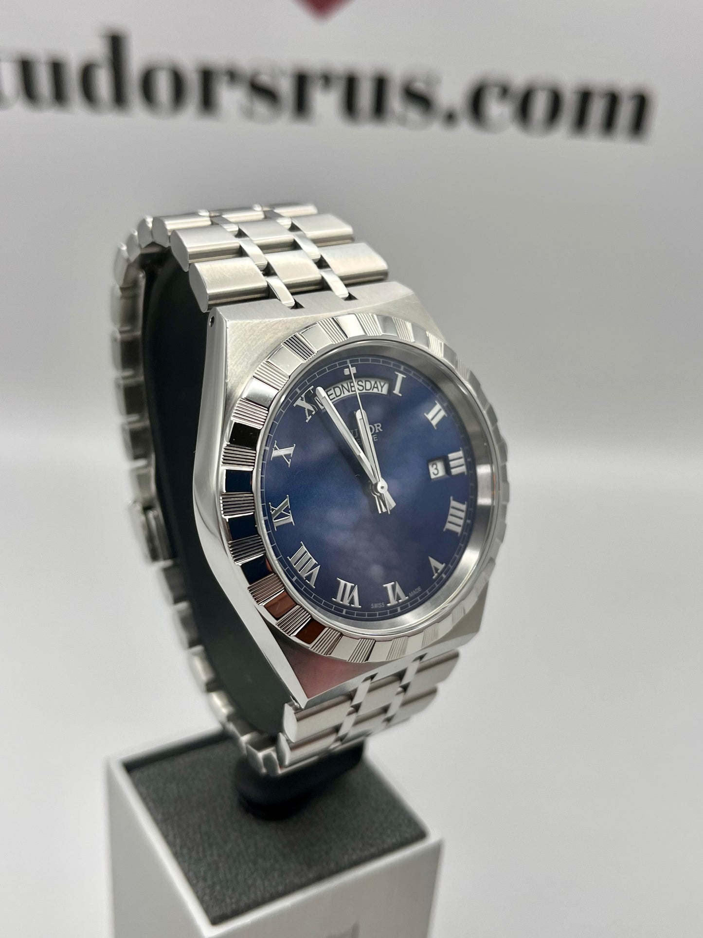 2024 TUDOR Royal Blue - Ref 28600 Day/Date - 41mm - Full Set - Warranty to Oct 2029