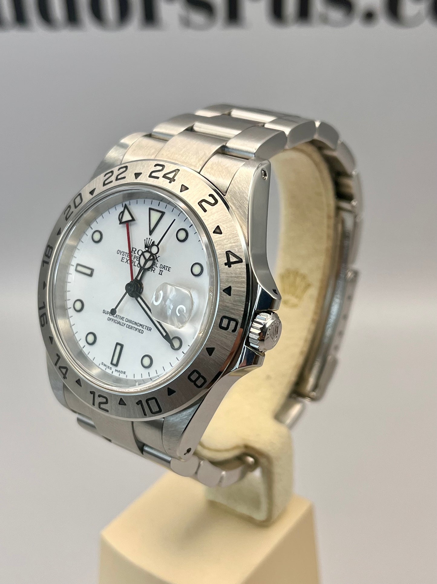 2006 ROLEX Explorer II - 16570 - 40mm - Polar Dial - Immaculate Full Set