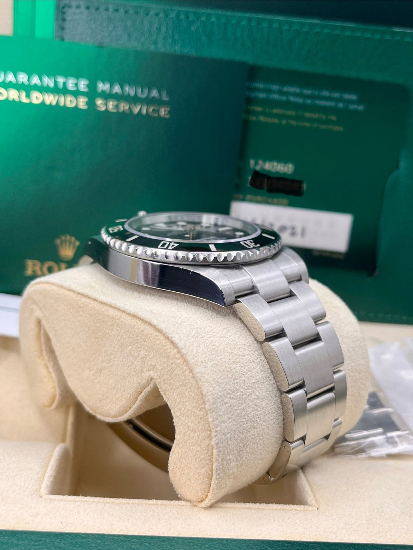 2021 ROLEX Submariner - 124060 - 40 mm - Full Set - Warranty