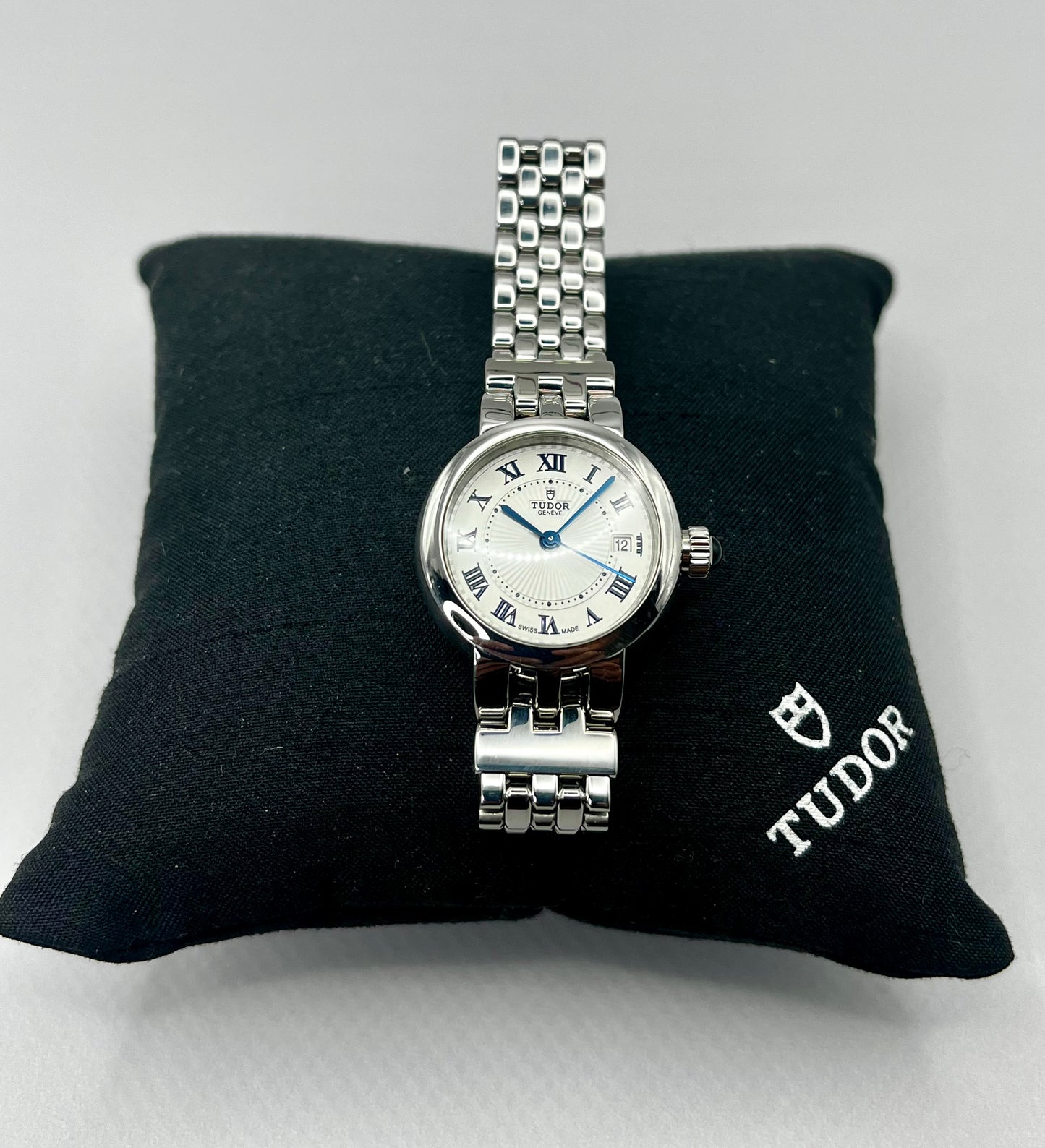 2020 TUDOR Clair de Rose 26mm - M35200 - Full Set - Warranty to Oct 2025