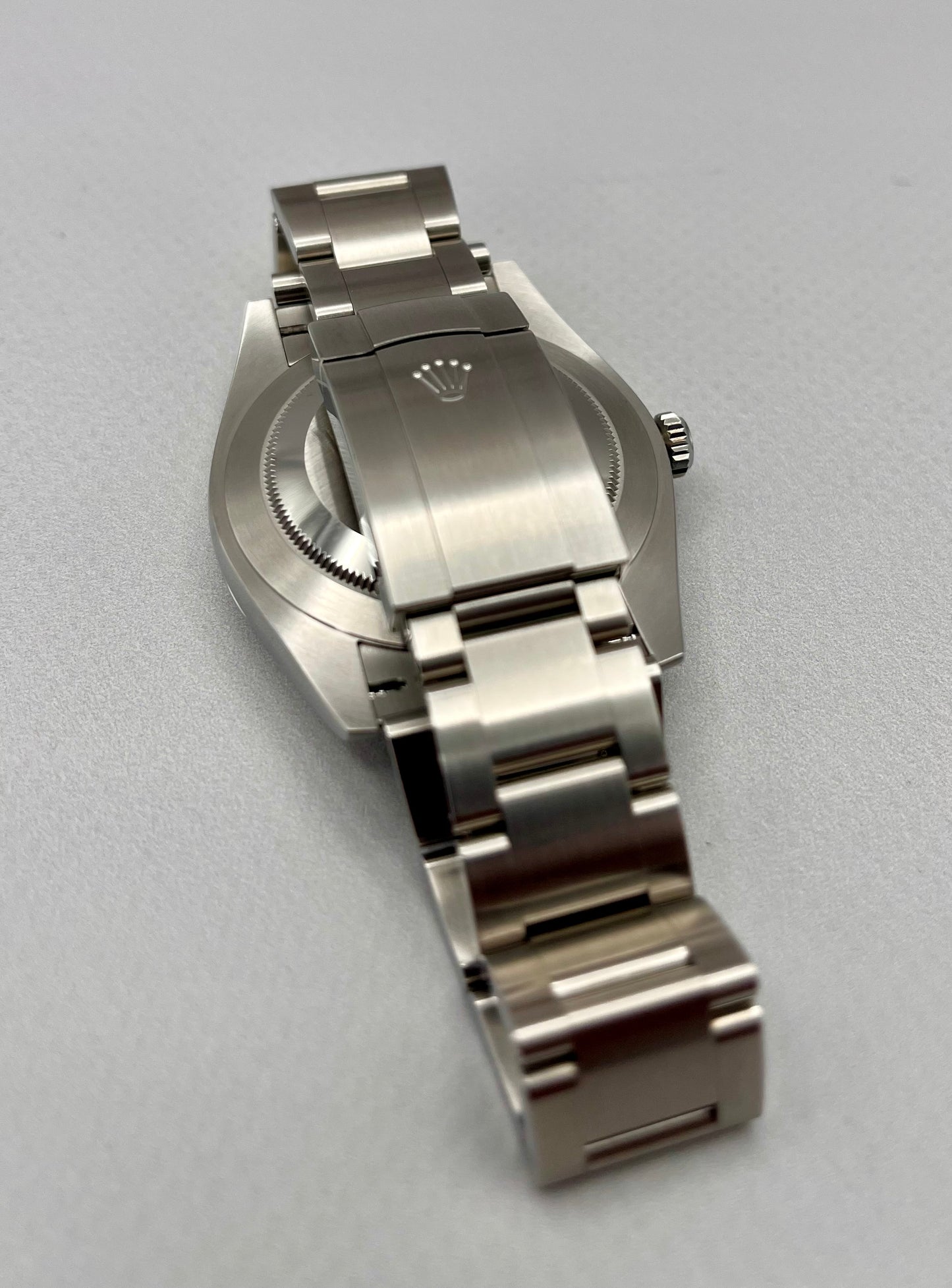 2024 ROLEX Oyster Perpetual 41mm - 124300 - Full Set - Warranty to March 2029