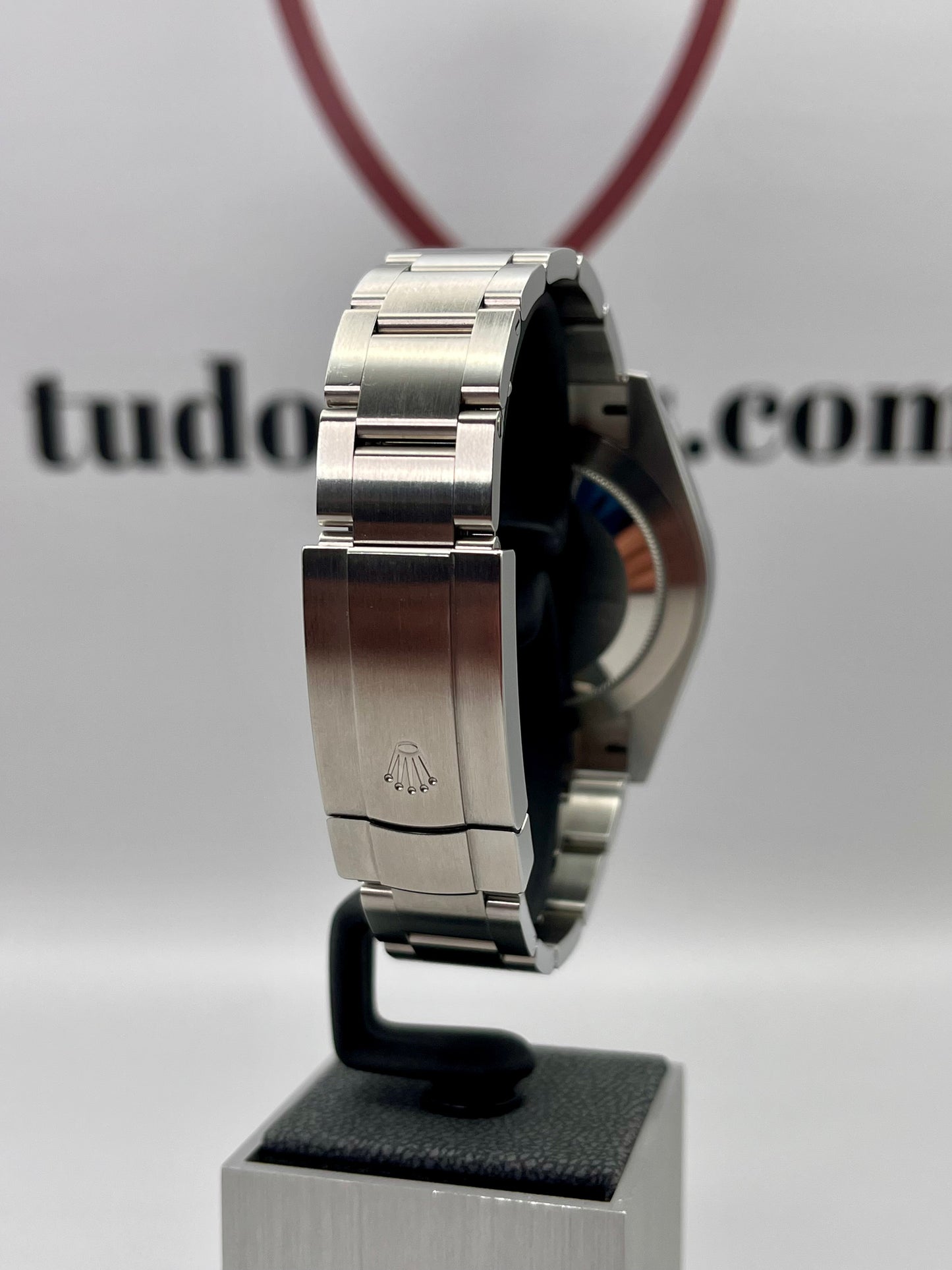 2024 ROLEX Oyster Perpetual 41mm - 124300 - Full Set - Warranty to June 2029