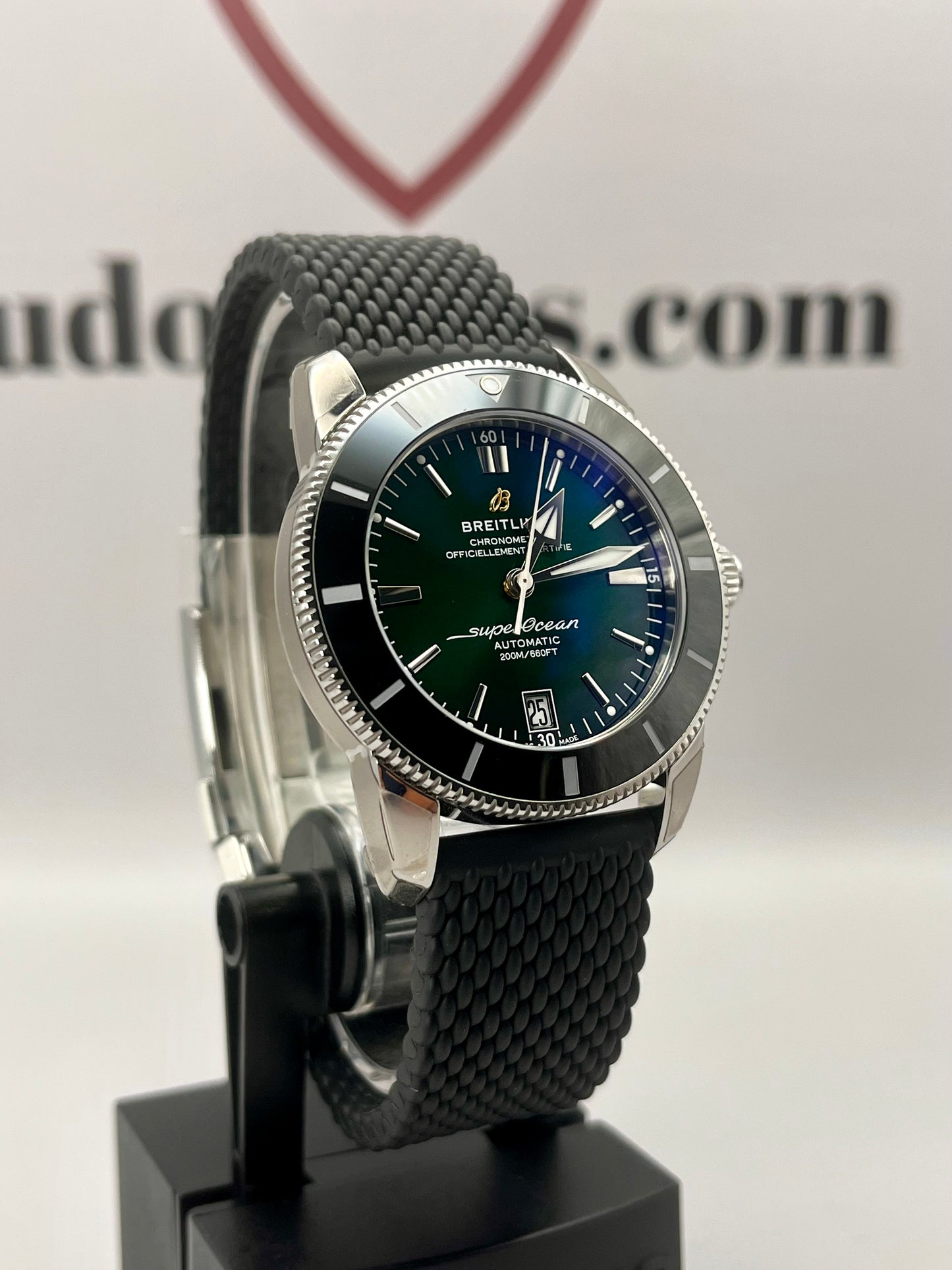 **BRAND NEW** BREITLING Superocean Heritage B20 - 42mm - AB2010121L1S1