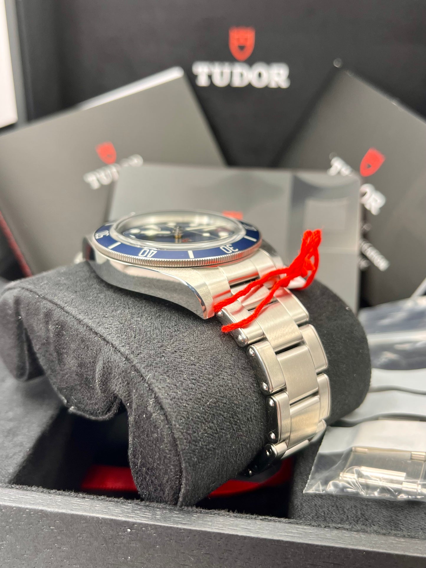 TUDOR Black Bay 58 'Platinum Jubilee Royalty & Specialist Protection' - RARE!!