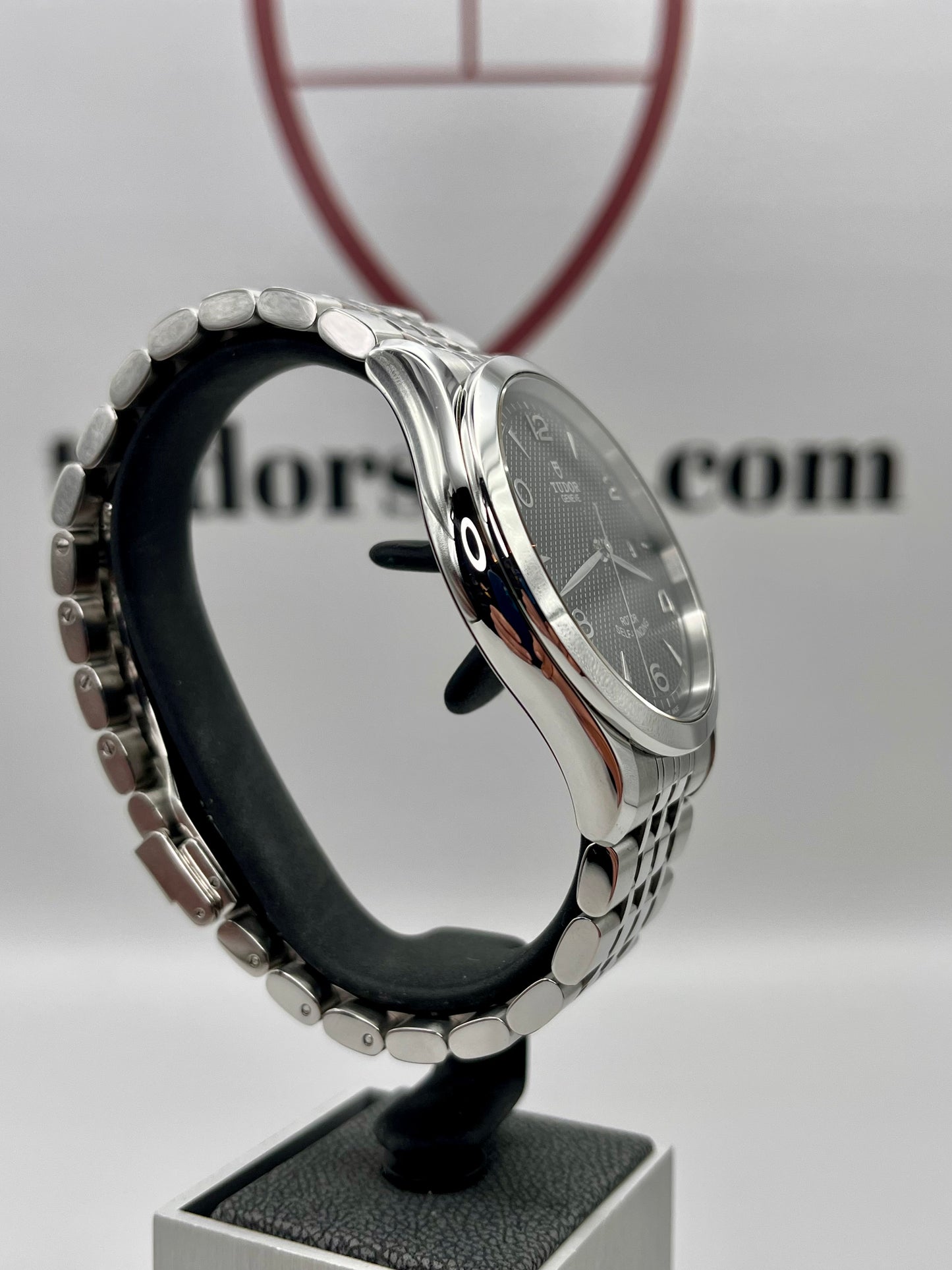 2023 TUDOR 1926 41mm - M91650 - Full Set - Warranty to Aug 2028