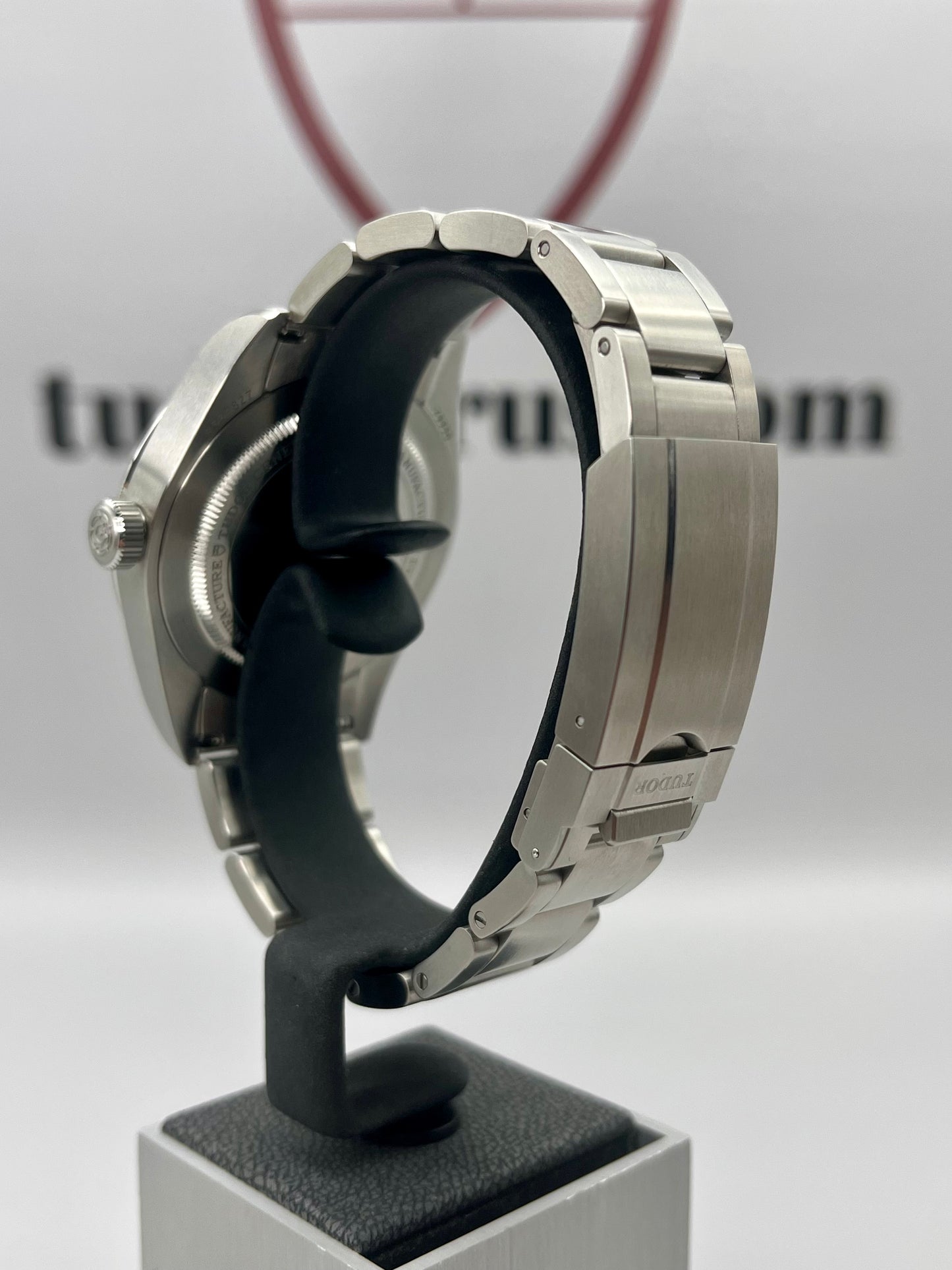 2022 TUDOR Ranger - 39mm - M79950 - Full Set - Unworn - Warranty to Aug 2027