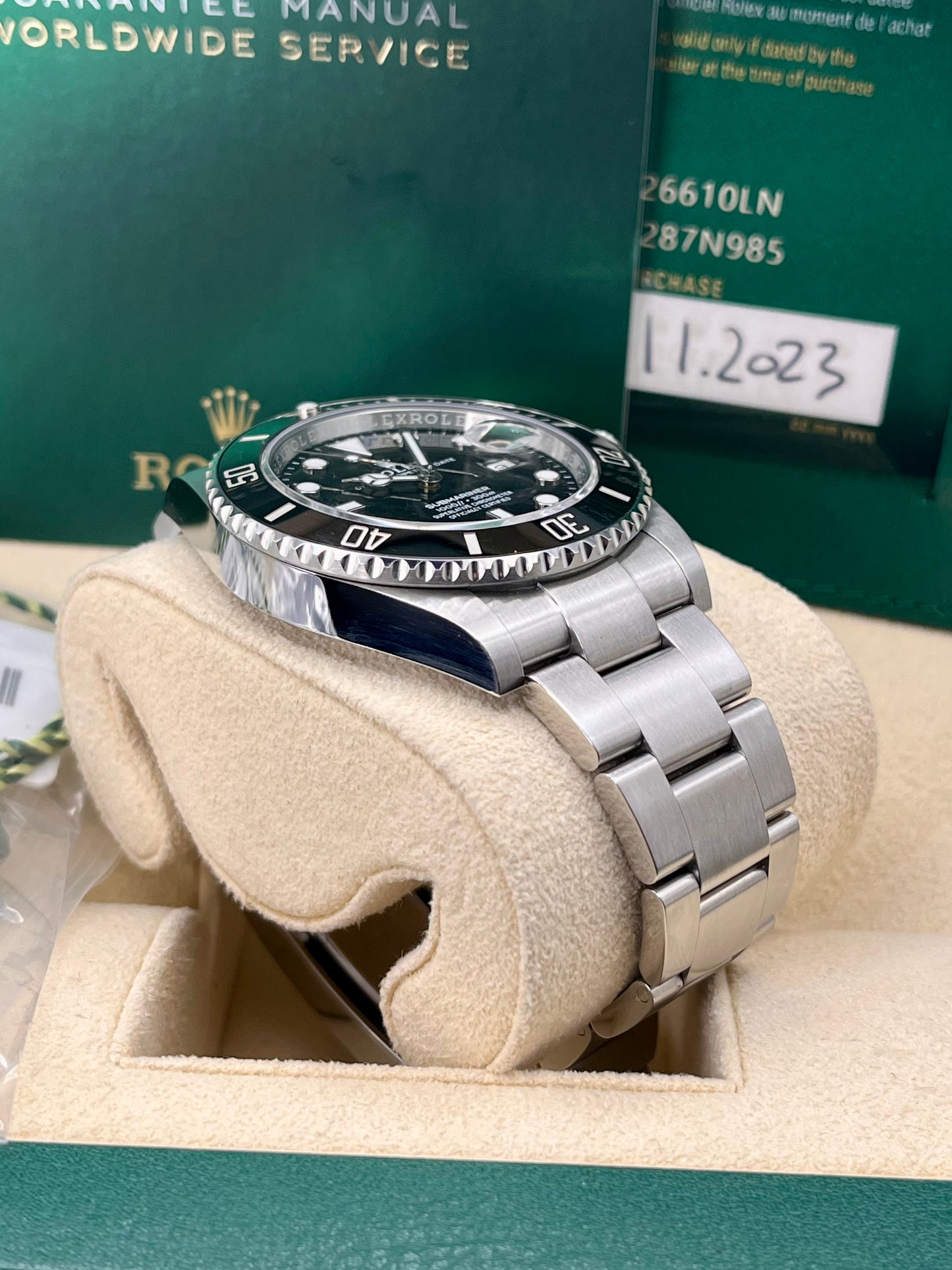 2023 ROLEX Submariner Date - 126610LN - Full Set