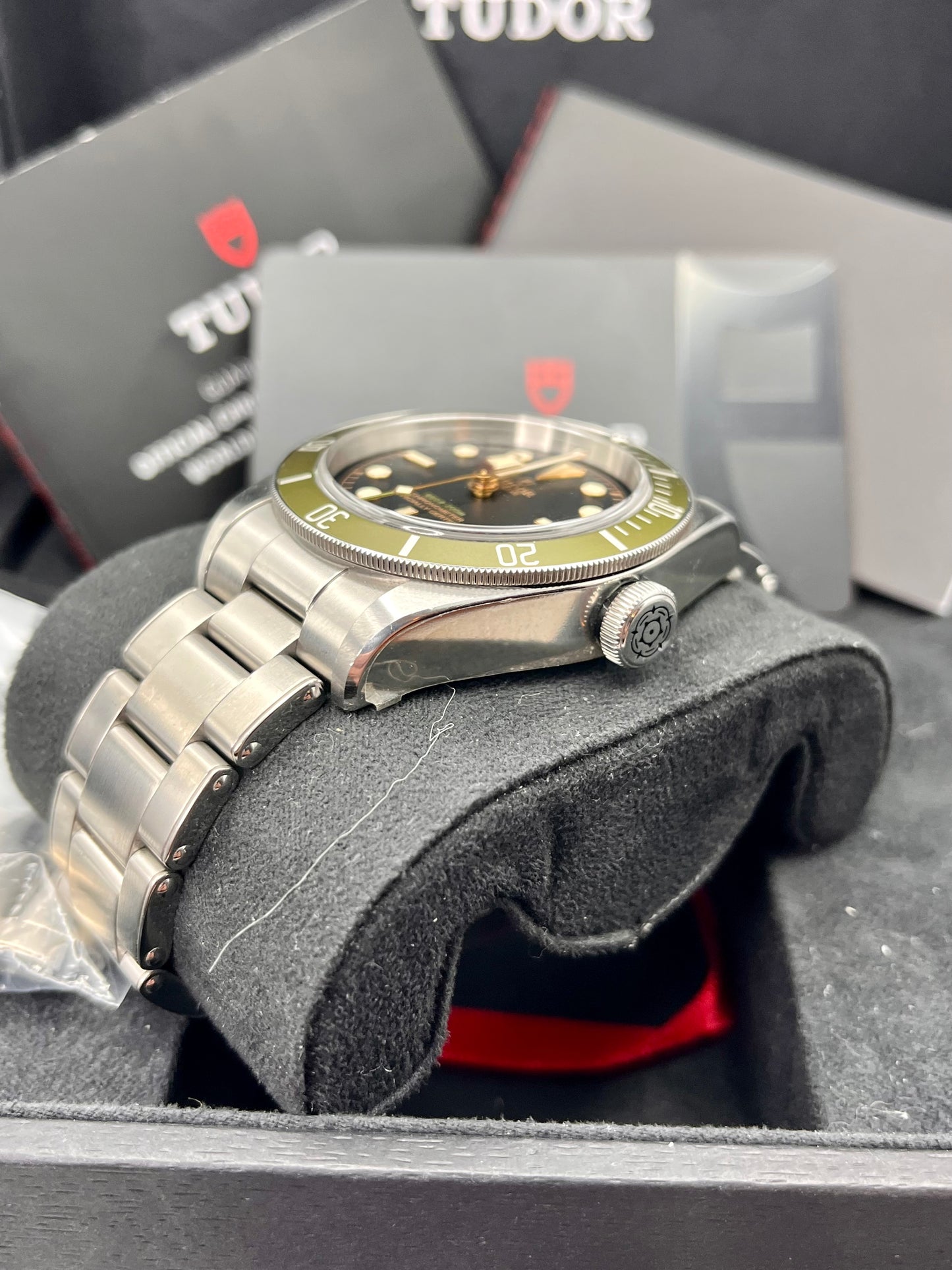 *UNWORN* 2021 TUDOR Black Bay Harrods - 79230G - 41mm - Full Set