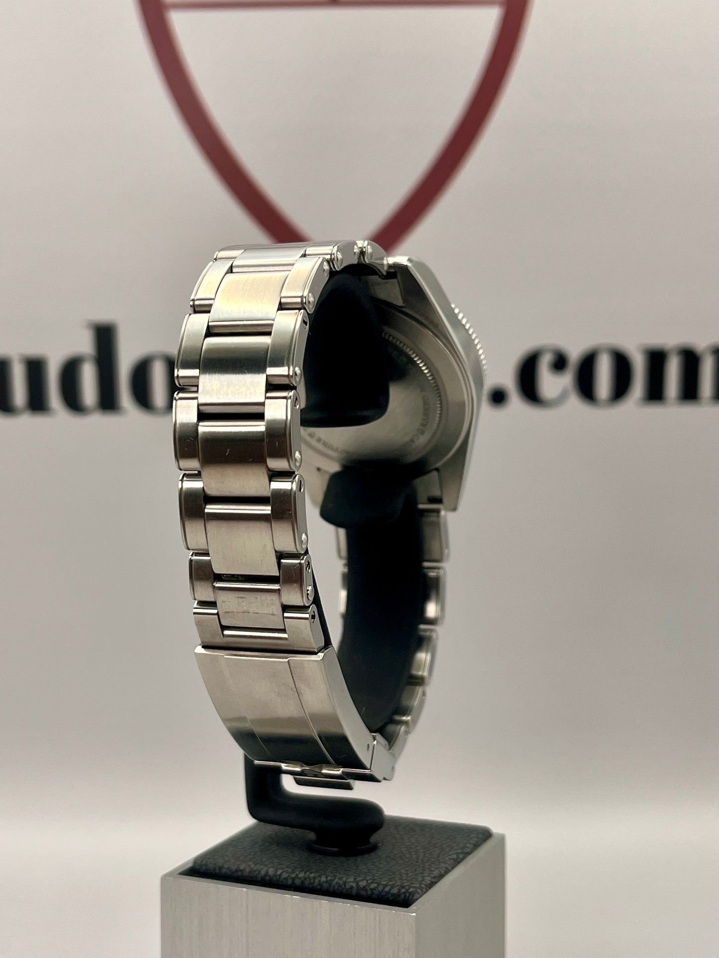 2023 TUDOR Black Bay 54 - 79000N - 37mm - Tudor + Uncle Straps