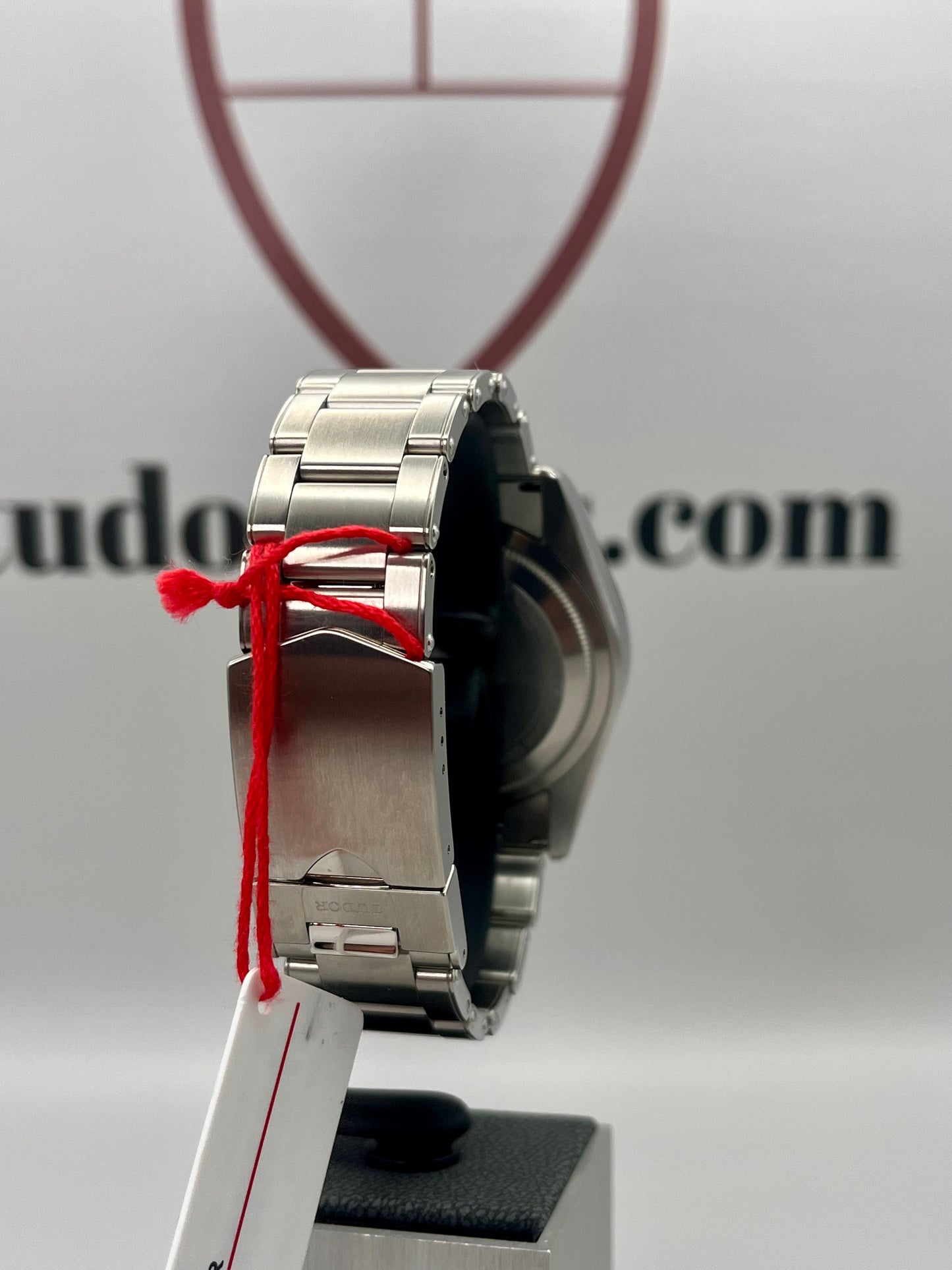 2023 Unworn Tudor Black Bay GMT Pepsi - 79830RB - Opaline Dial - 41mm - Full Set