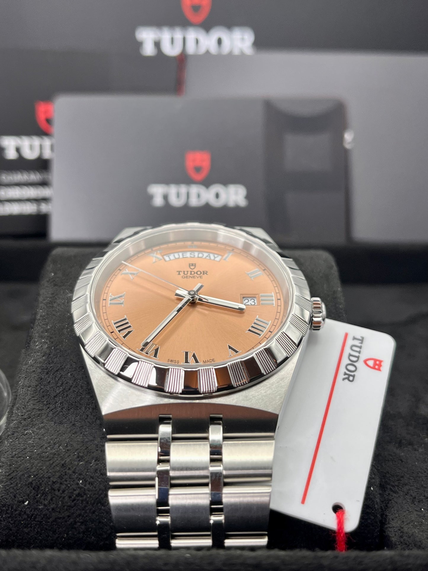 New/Unworn TUDOR Royal Salmon - 28600 - 41 mm - Full Set - Warranty to Mar 2030