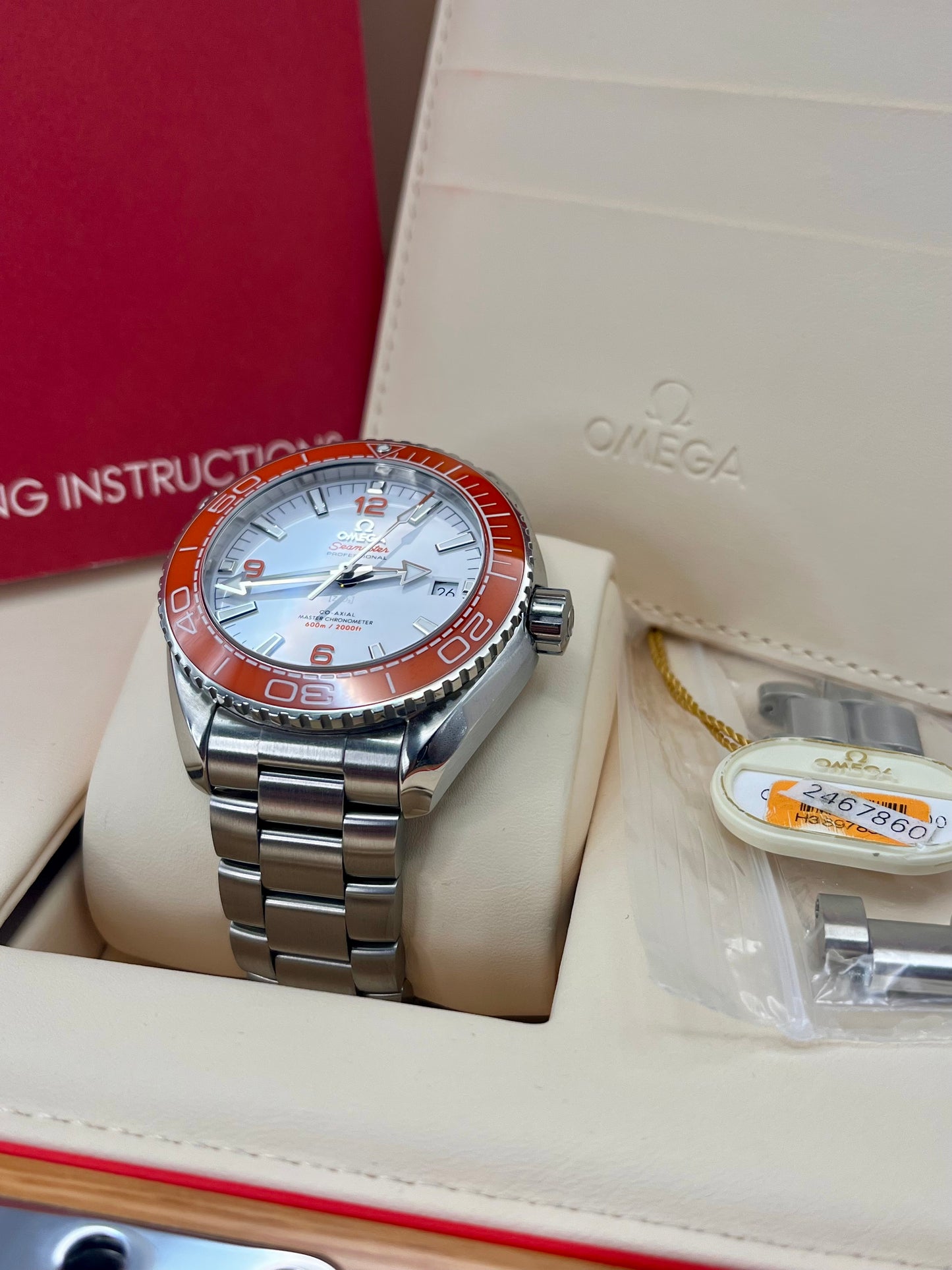 OMEGA SeaMaster Planet Ocean - 215.30.44.21.04.001 - 43.5 mm