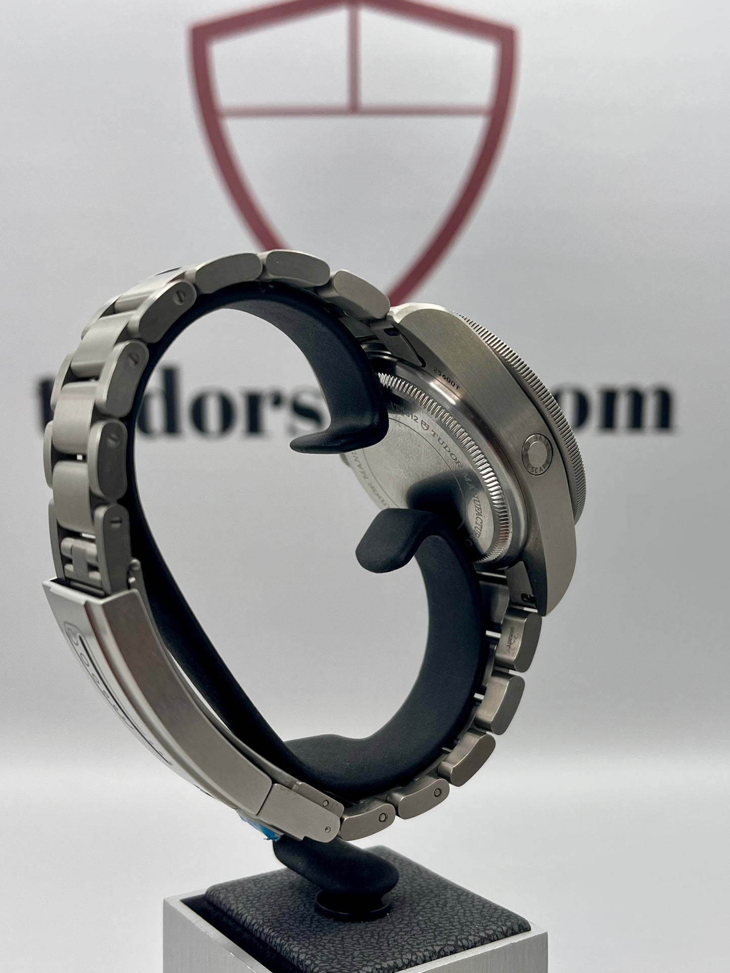 Feb 2025!! TUDOR Pelagos 25600TB - 42mm - Save £1000+ on list!!