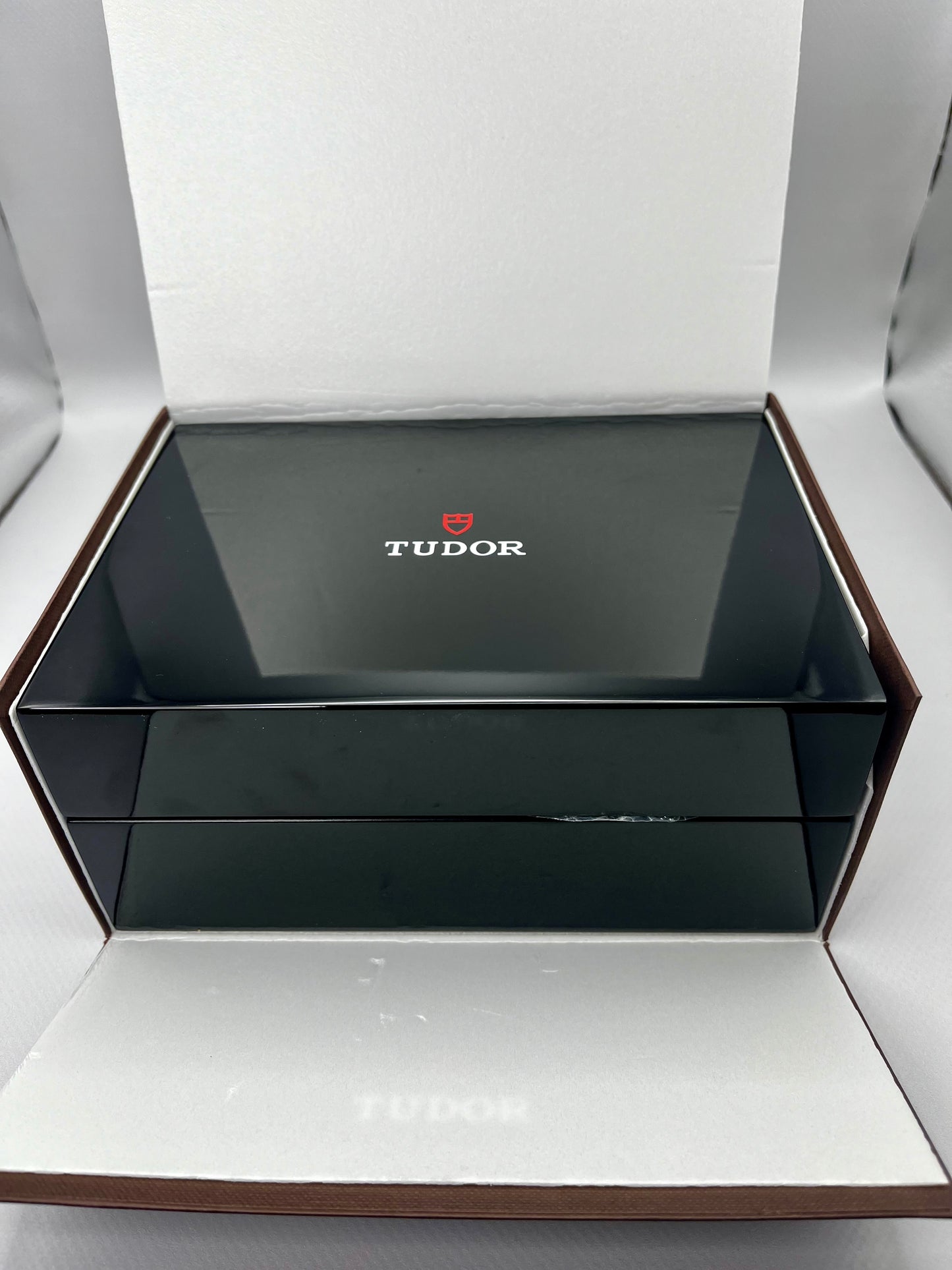 **UNWORN FROM NEW** 2017 TUDOR Black Bay 41mm - 79220R - 'Smiley' - Full Set