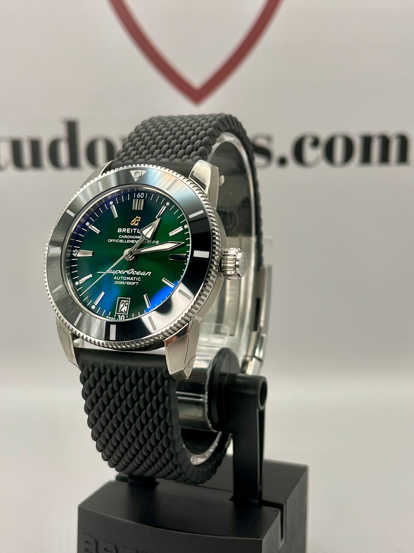 **BRAND NEW** BREITLING Superocean Heritage B20 - 42mm - AB2010121L1S1