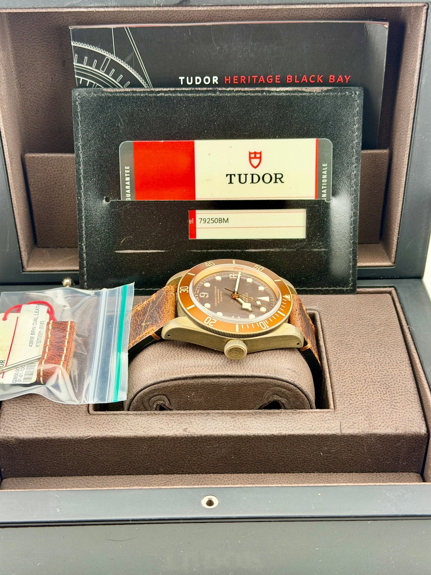 TUDOR Black Bay Bronze 79250BM 43mm Full Set