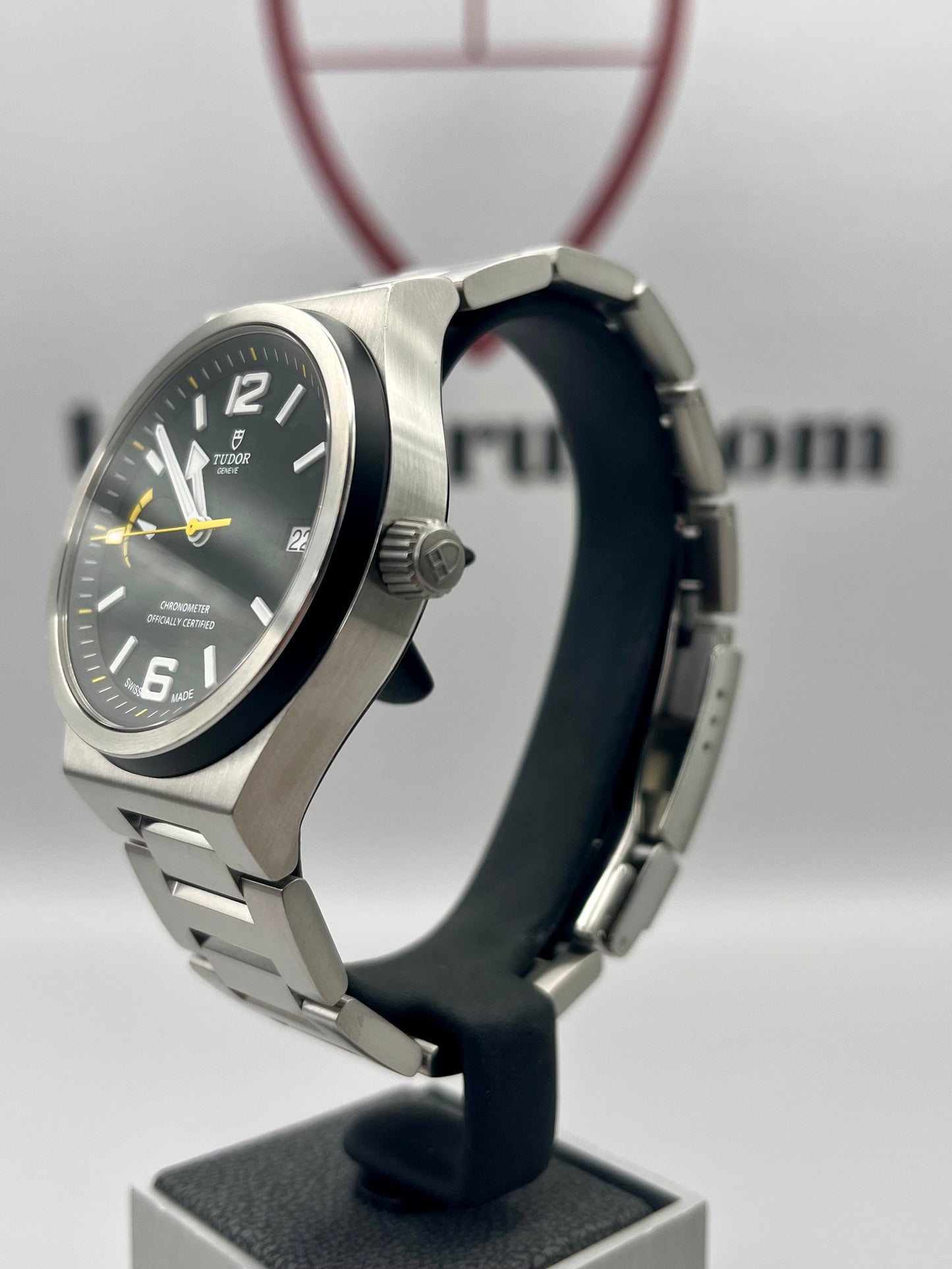 2018 TUDOR North Flag - Full Set