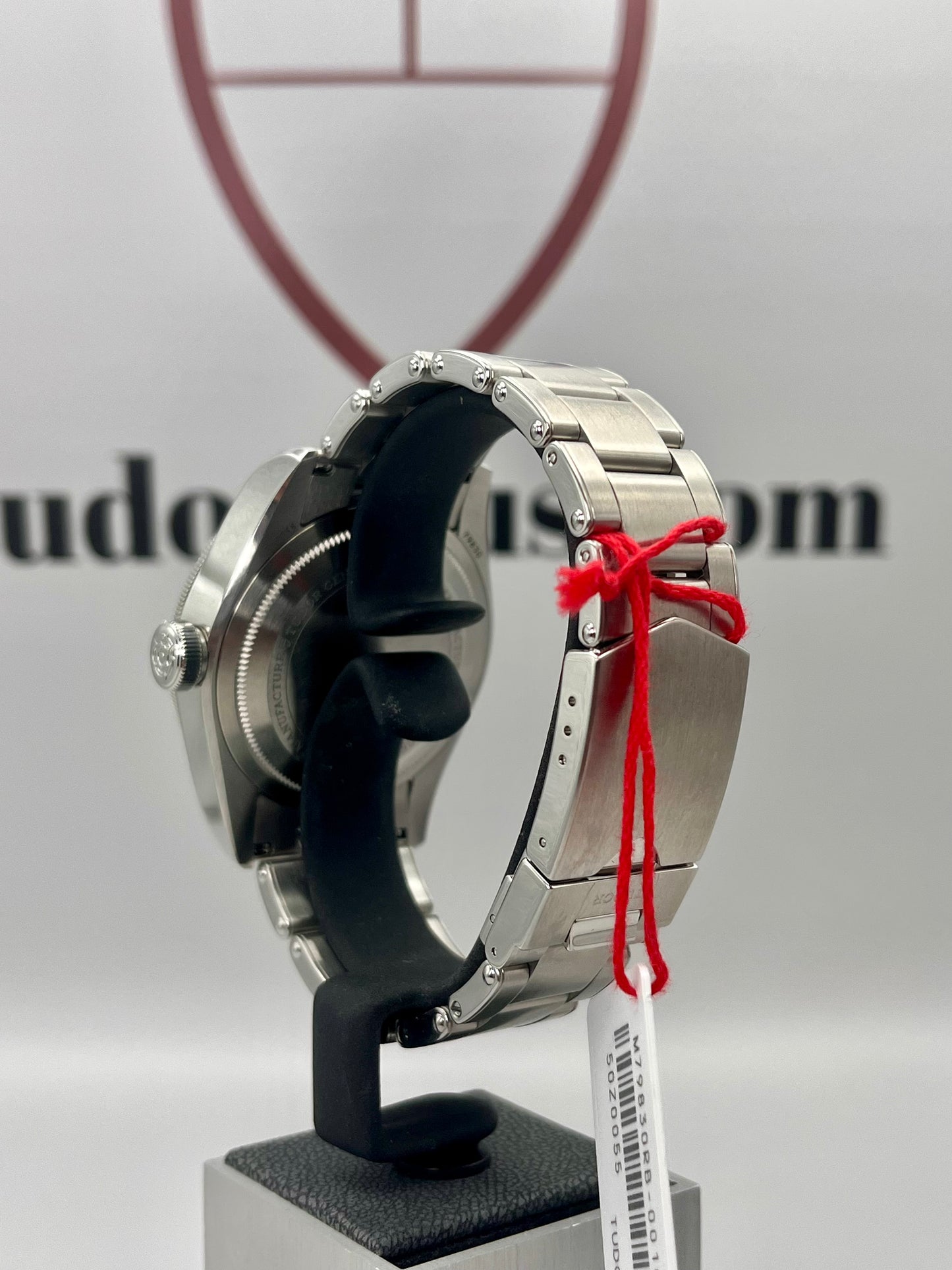 2023 Unworn Tudor Black Bay GMT Pepsi - 79830RB - Opaline Dial - 41mm - Full Set