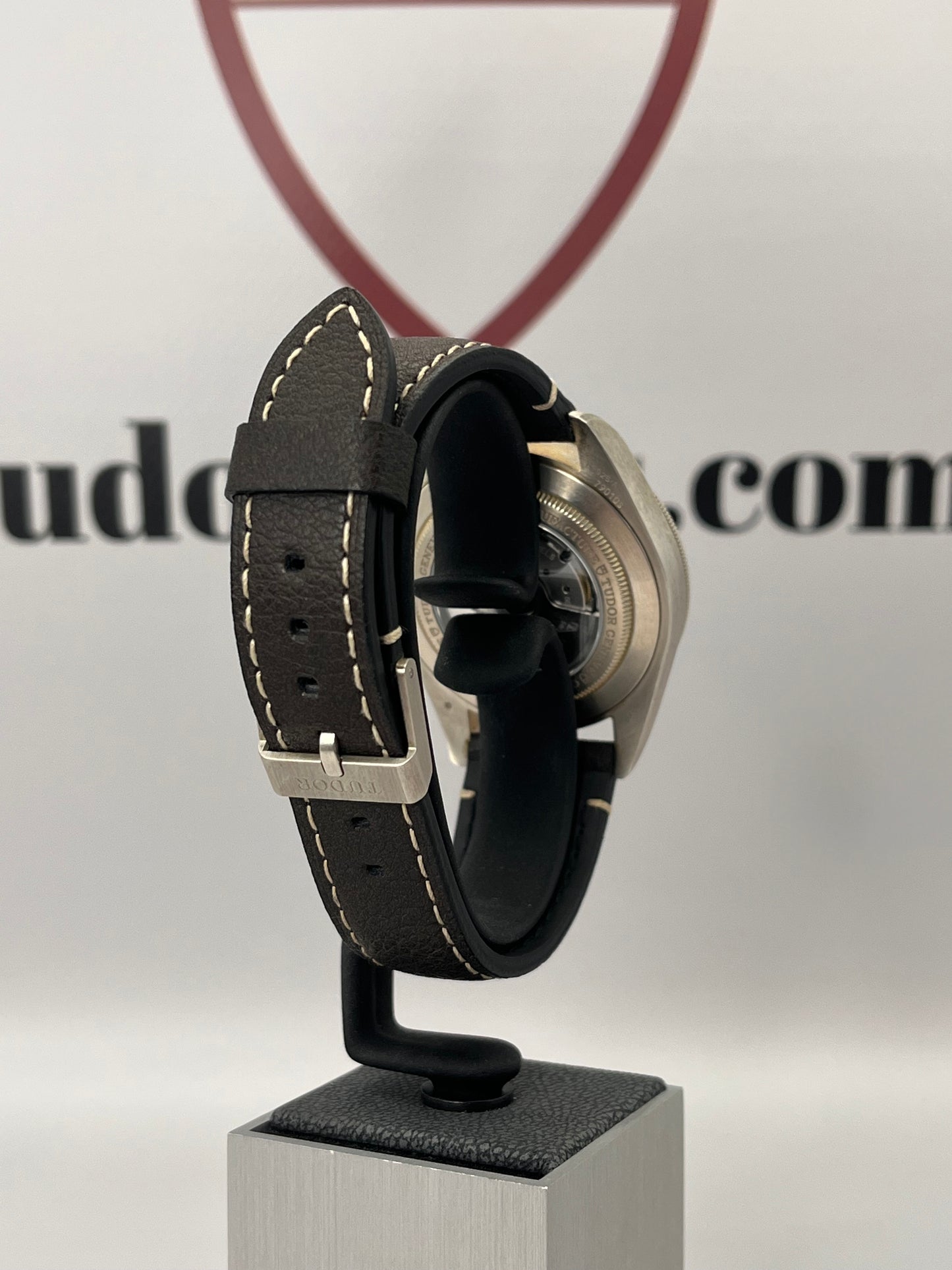 **BRAND NEW** 2025 TUDOR Black Bay 58 - 39mm - 79010SG - 925AG