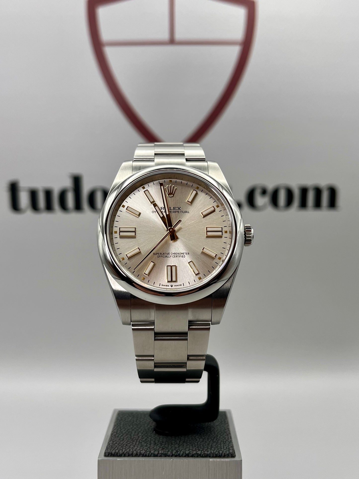 2024 ROLEX Oyster Perpetual 41mm - 124300 - Full Set - Warranty to March 2029