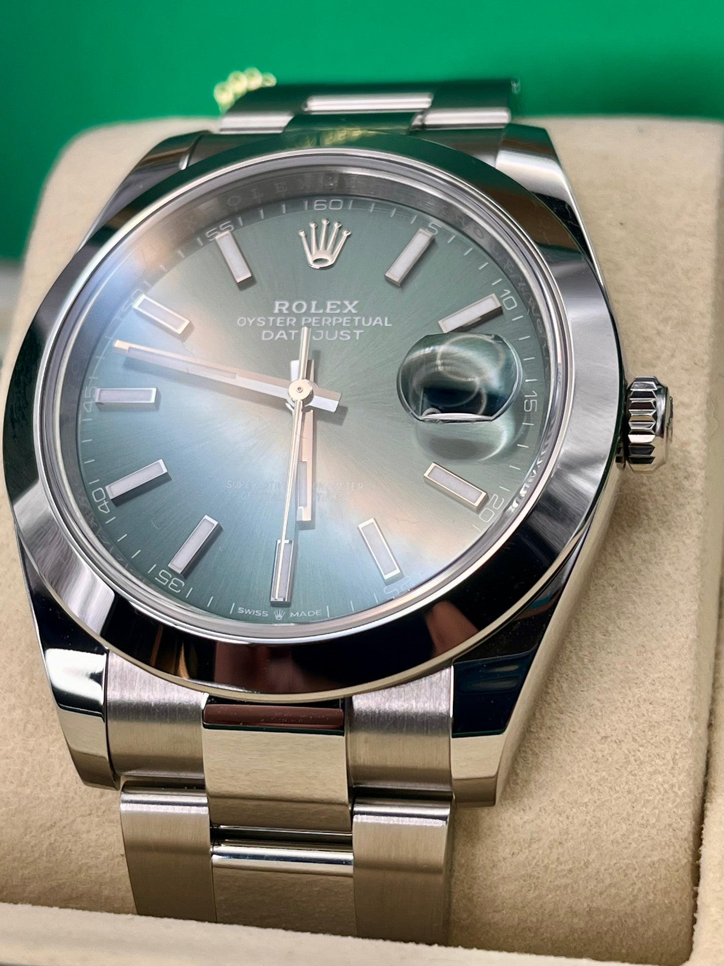 2025 ROLEX Datejust 41mm - 126300 - Mint Green Dial - Full Set