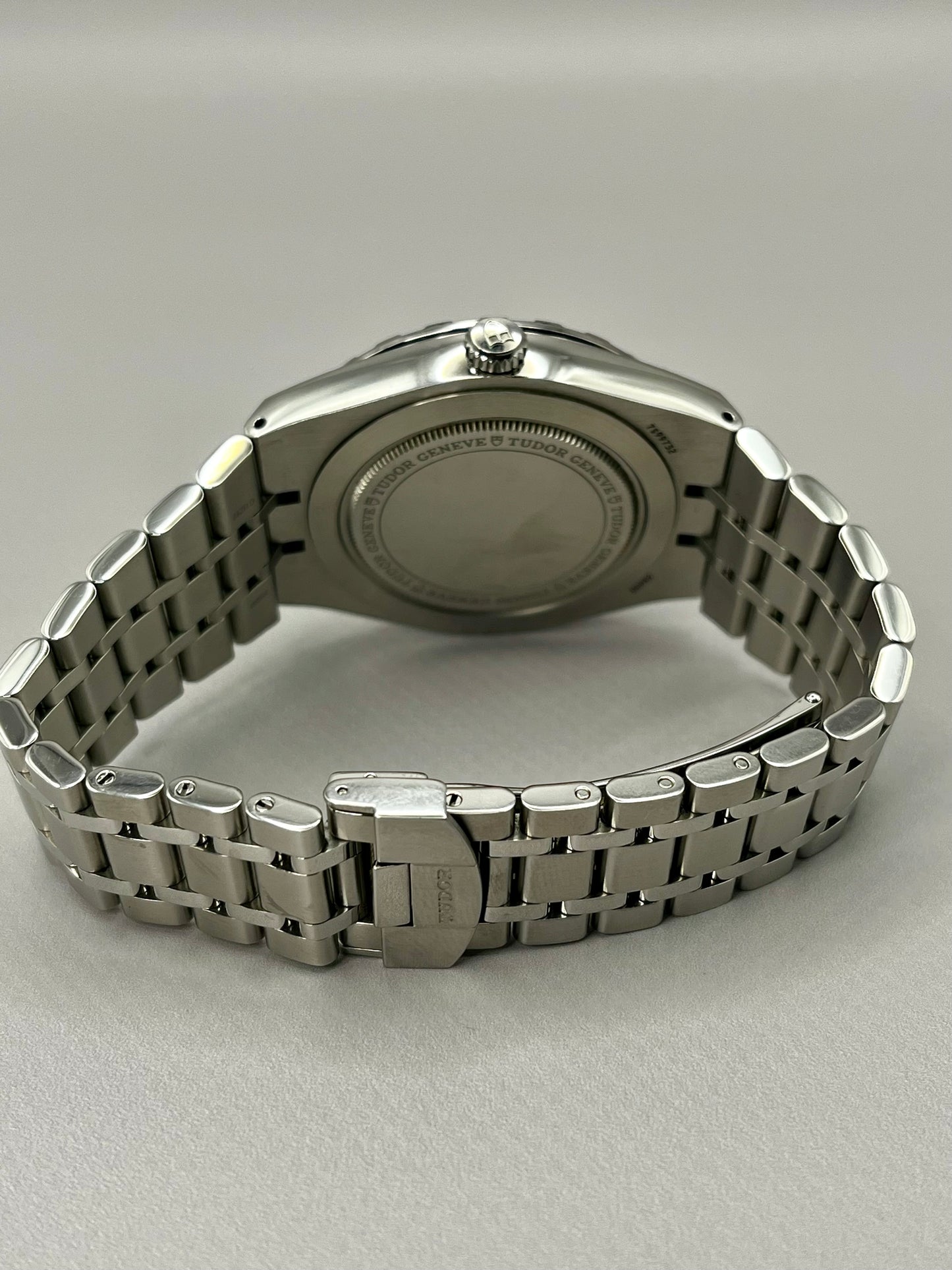 2023 TUDOR Royal Blue - M28600-0005 - Full Set - Warranty to Nov 2028