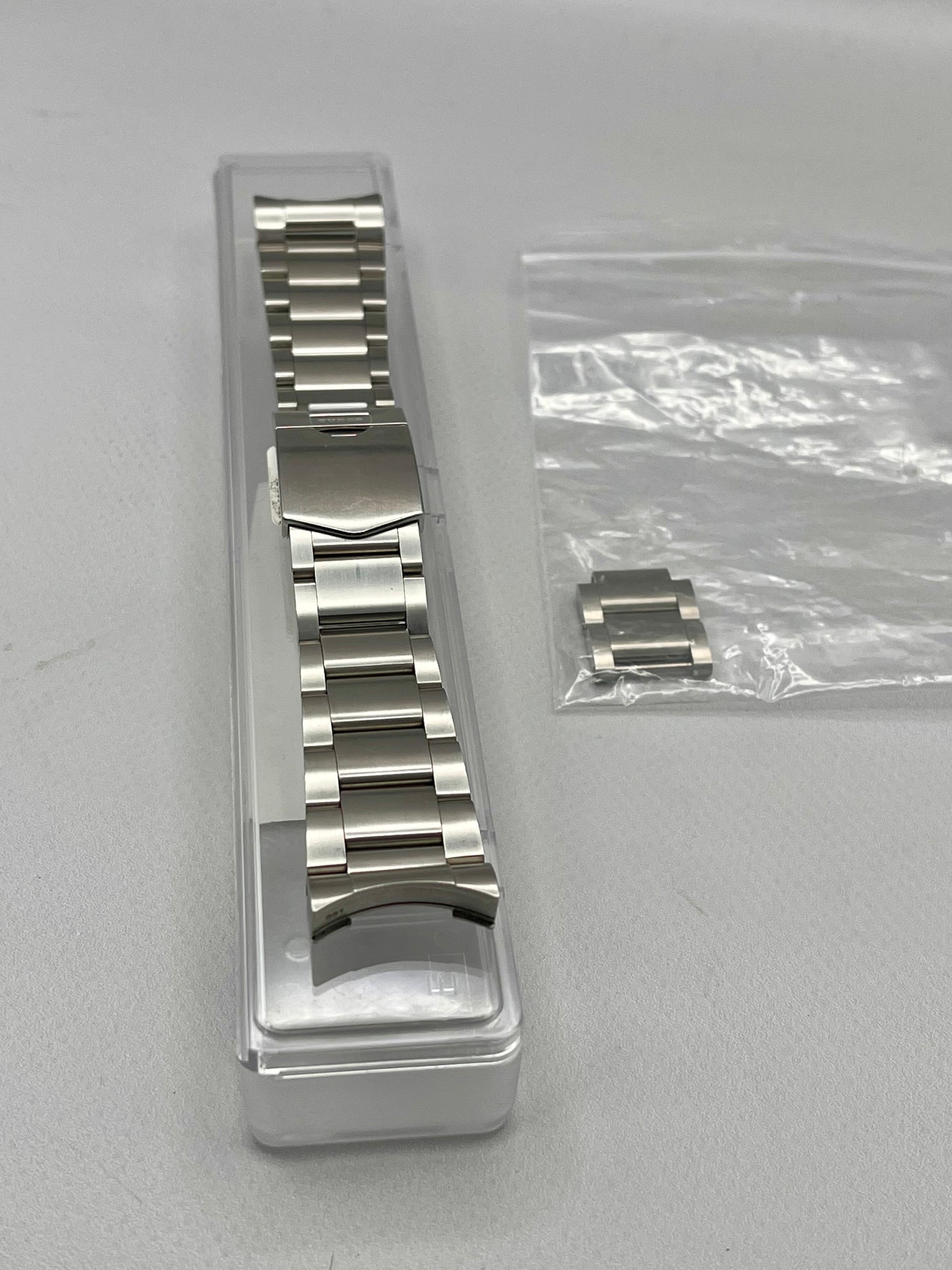 2015 TUDOR Black Bay 79220B 'Smiley ' - 41mm - Full Set - Beautiful Condition