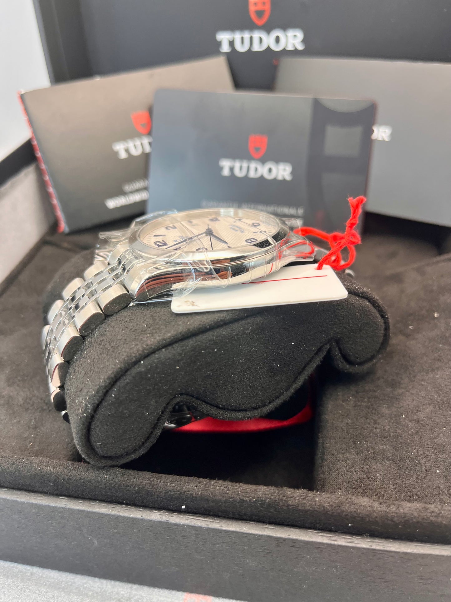 2025 *NEW/UNWORN* TUDOR 1926 - 41mm - 91650 - Full Set - Warranty to Apr 2030