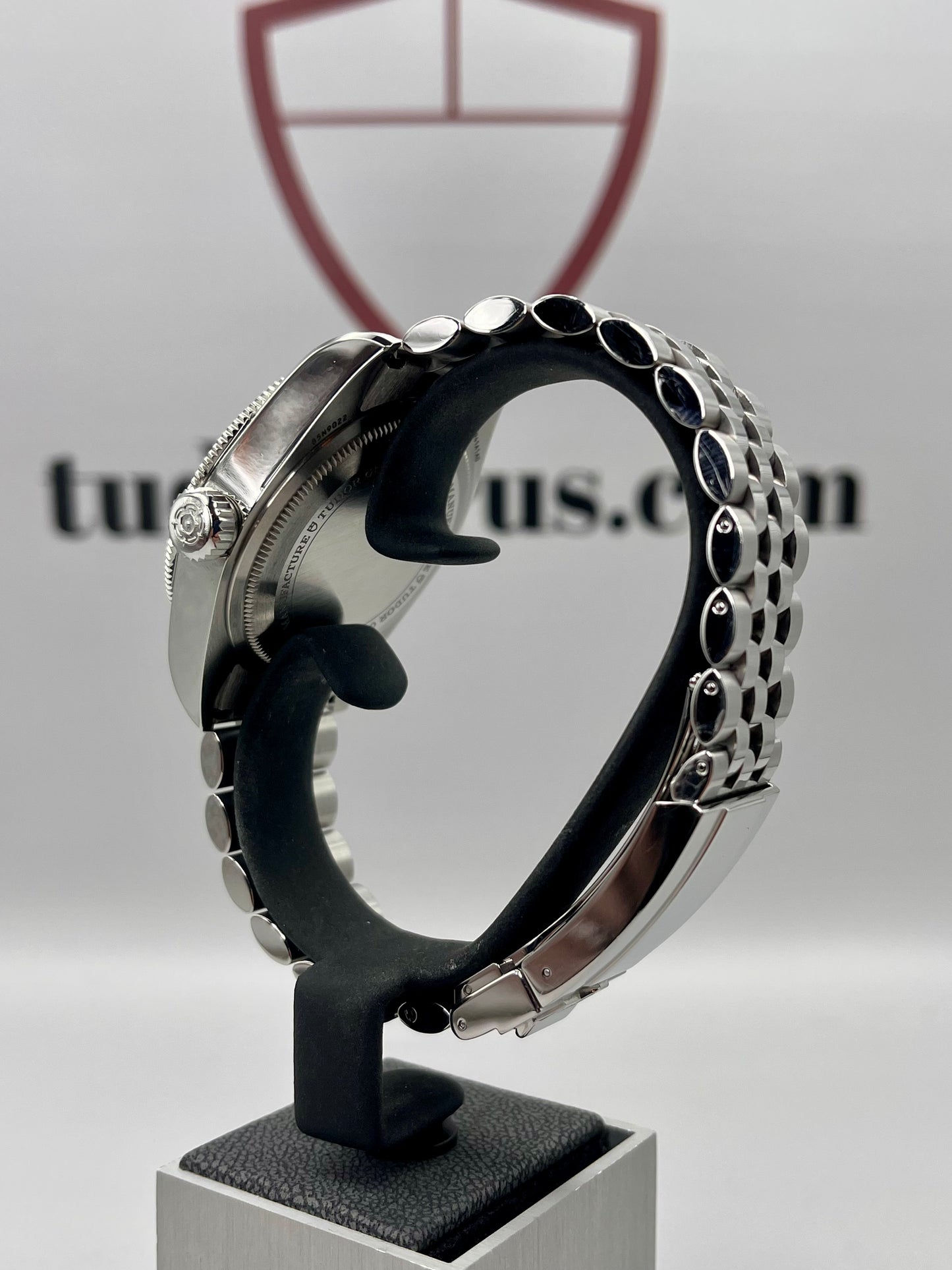 Dec 2023 TUDOR Black Bay 41mm - M7941A1A0RU - Jubilee Strap - METAS - Full Set