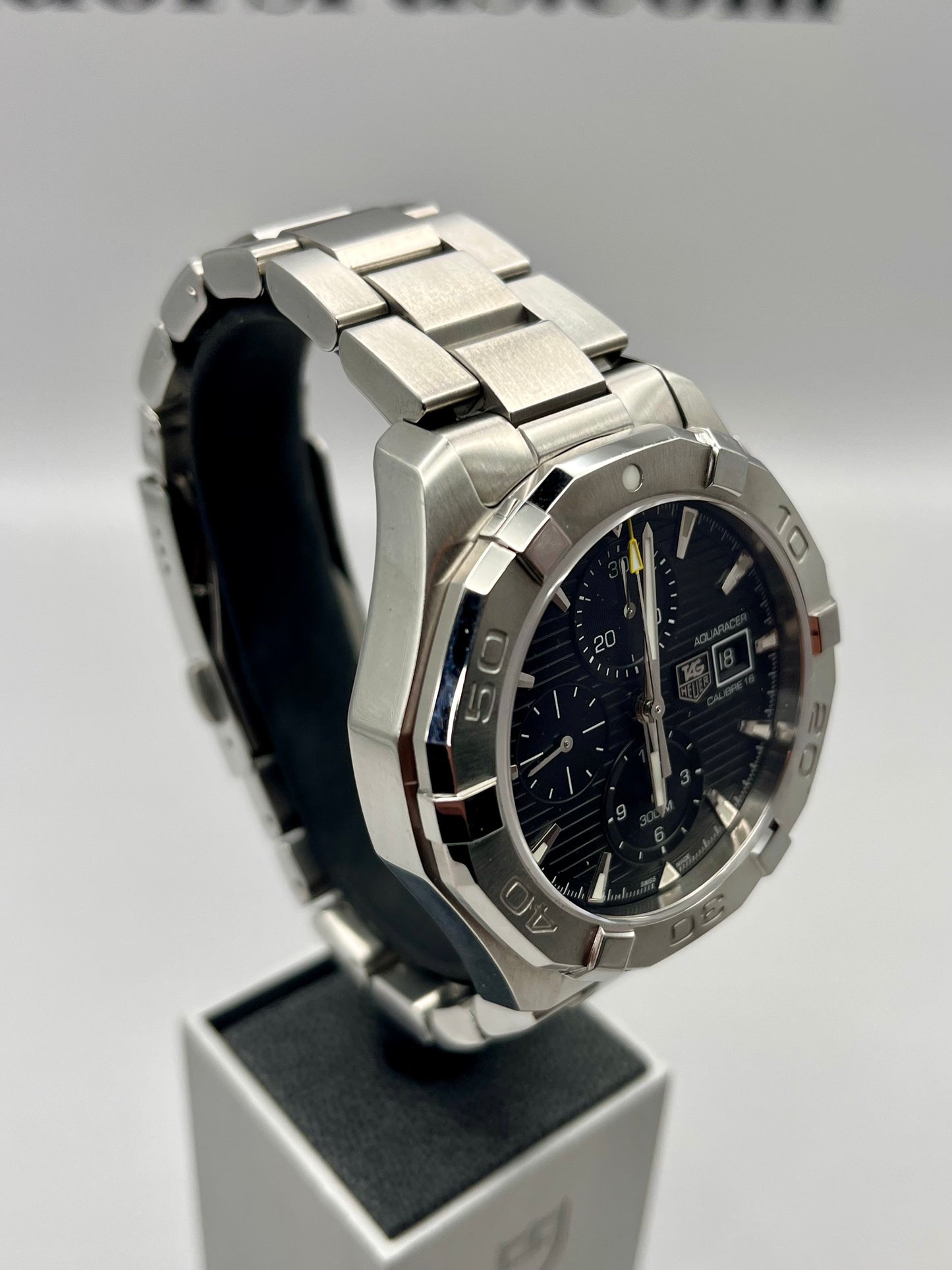 2019 Tag Heuer Aquaracer Calibre 16 Chronograph - CAY2110 - 43mm - Full Set