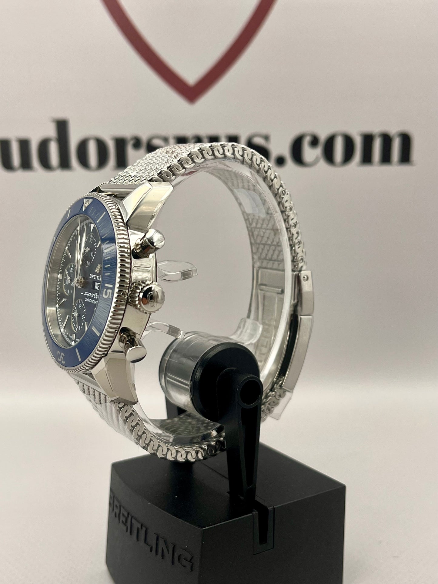 **NEW** BREITLING Superocean Heritage Chrono - 44mm - A13313