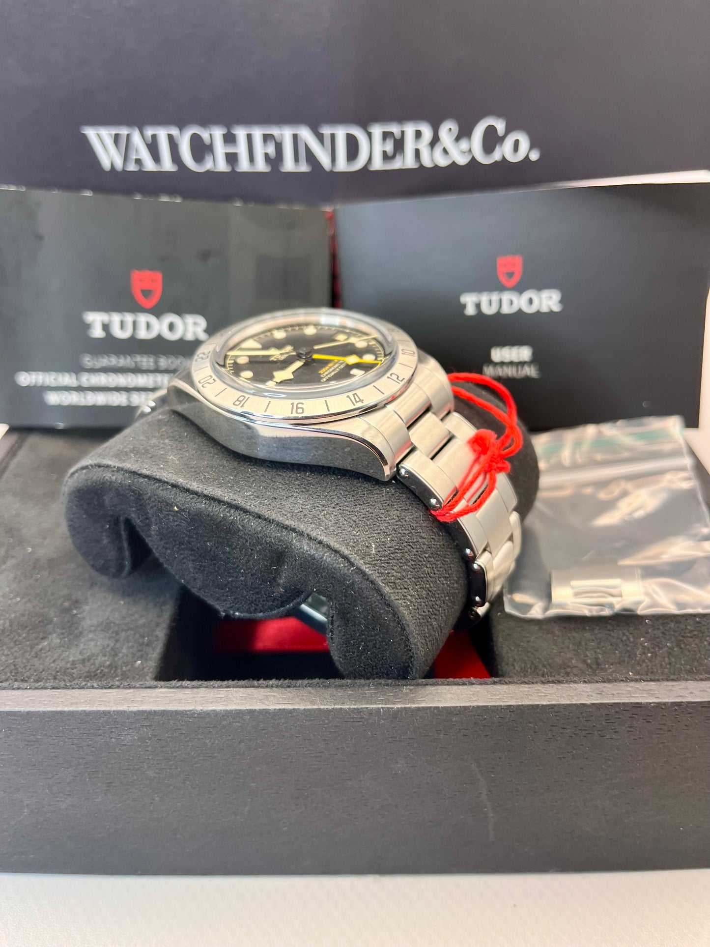 2022+ TUDOR Black Bay Pro - 79470 - 39mm - Tudorsrus 6 month warranty