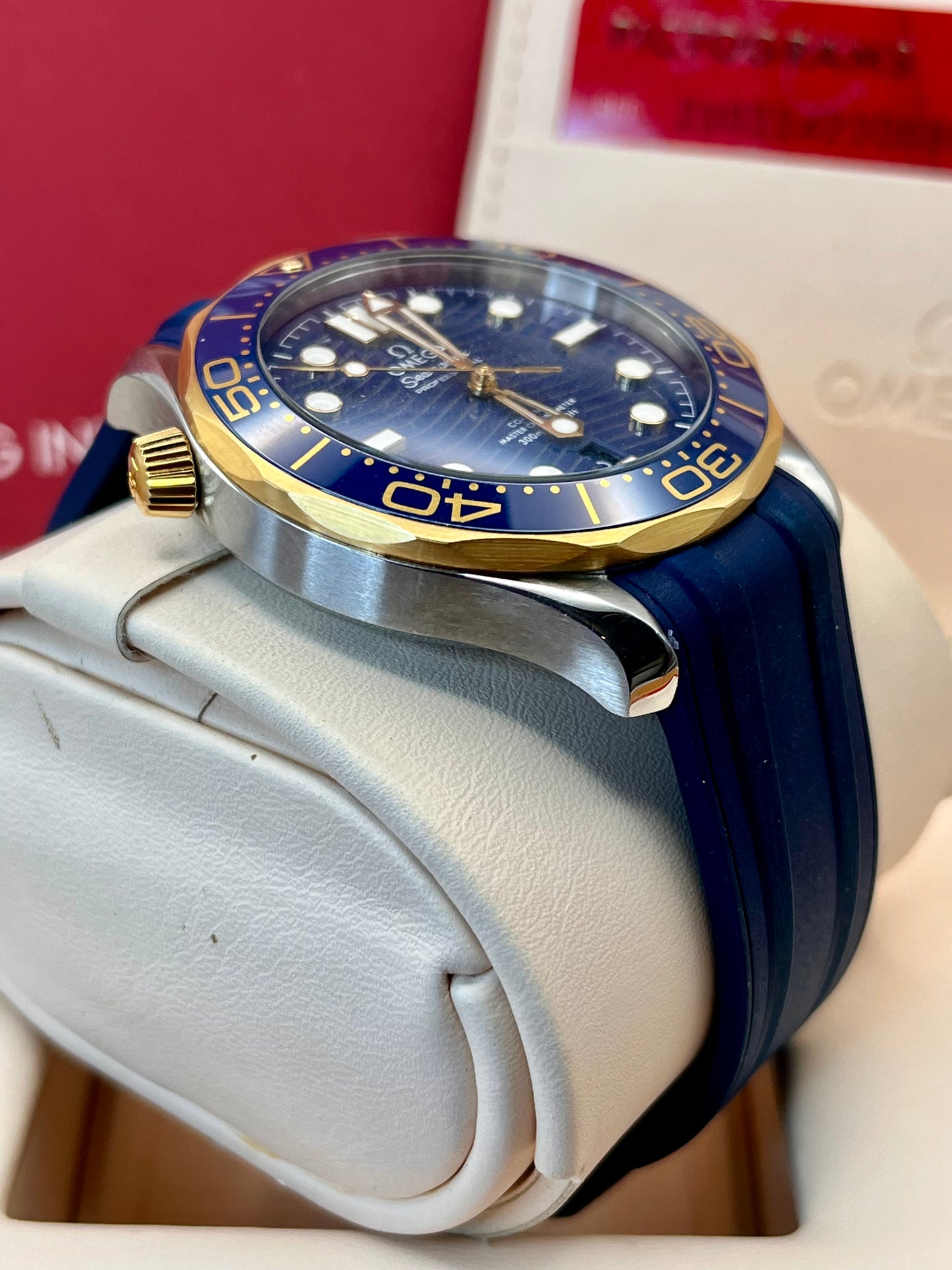 2019 OMEGA Seamaster - 210.22.42.20.03.001 - 42mm - Full Set - MINT