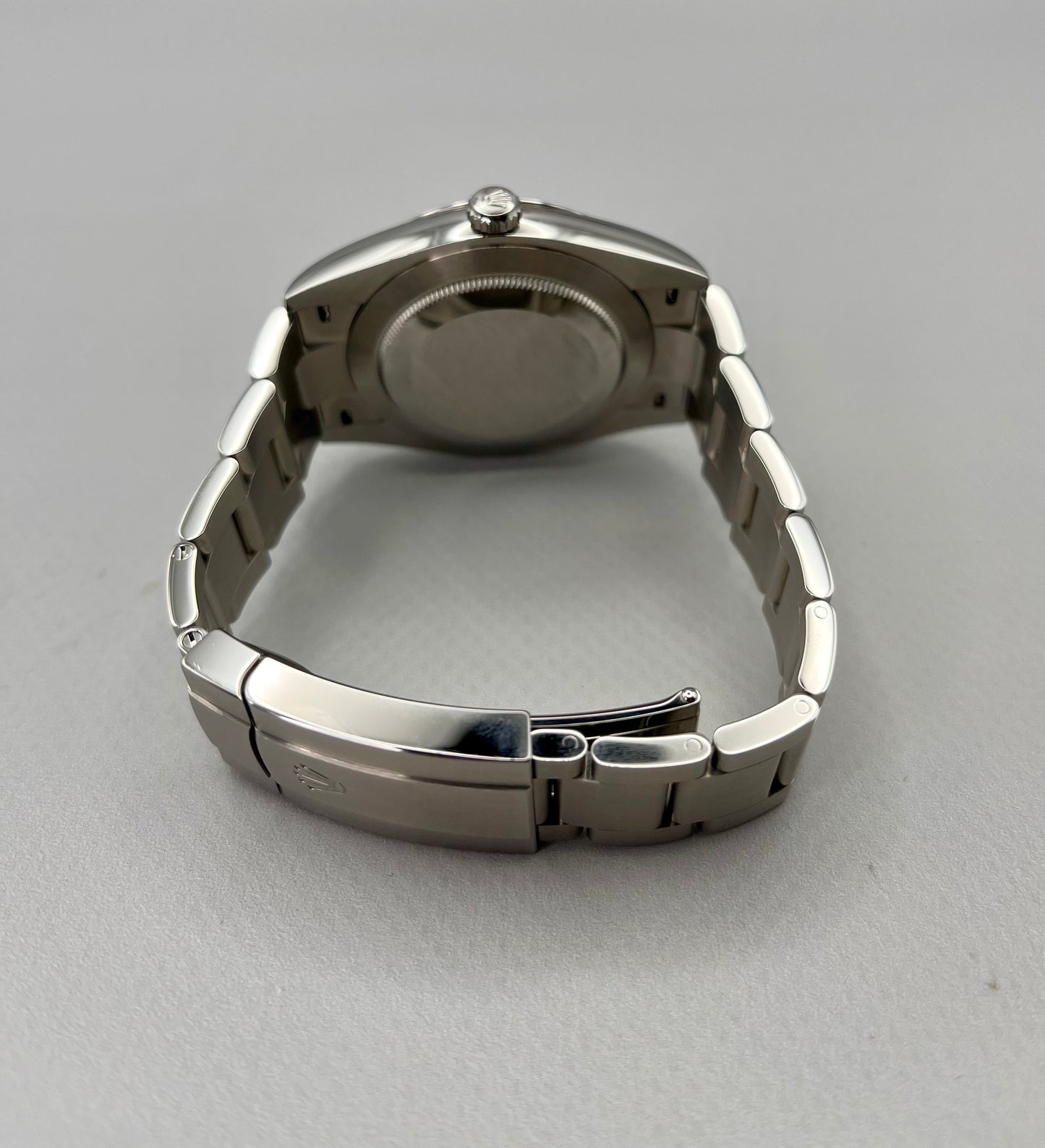 2024 ROLEX Oyster Perpetual 41mm - 124300 - Full Set - Warranty to March 2029