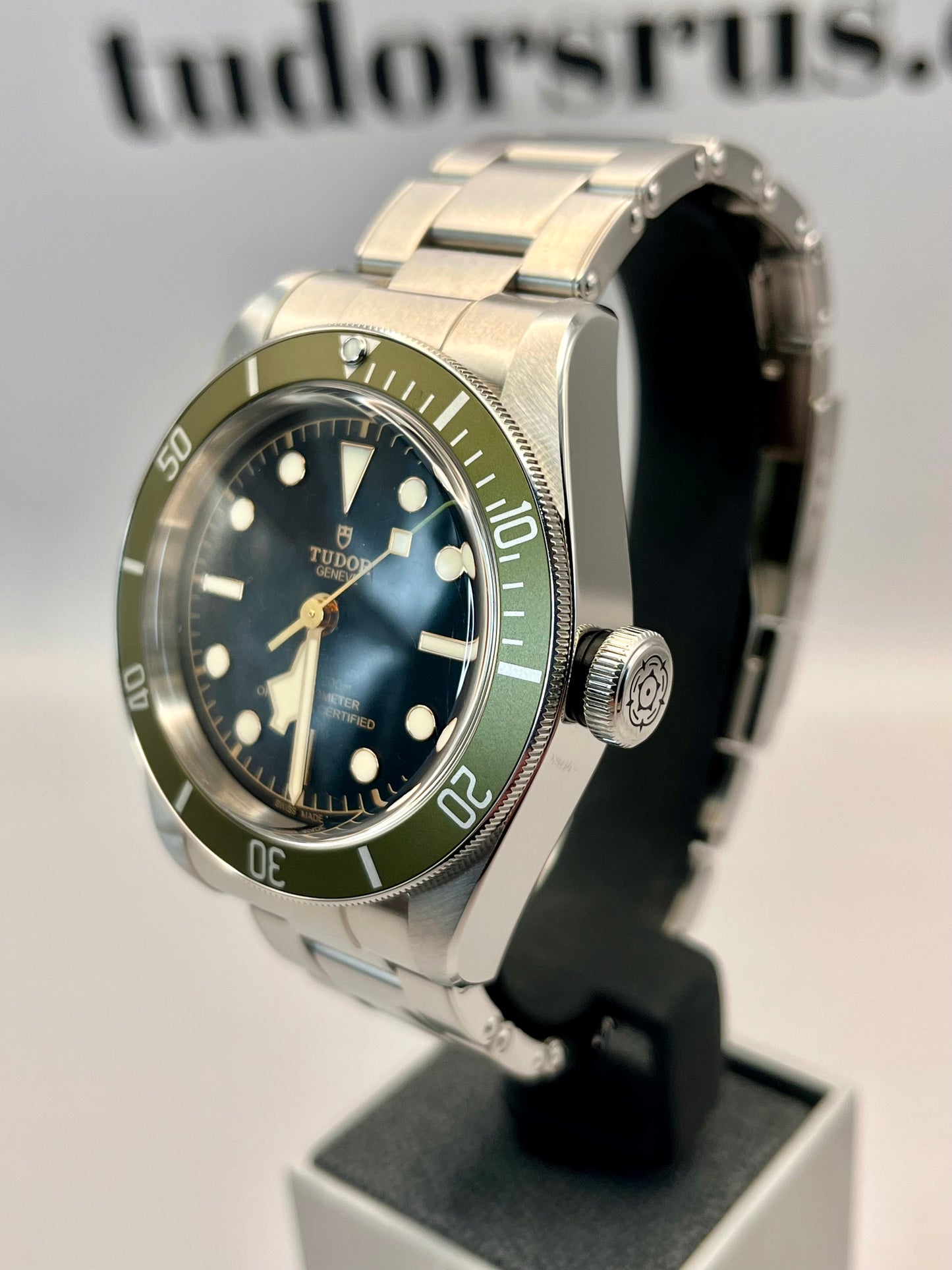 2022 TUDOR Black Bay 79230G 'Harrods' Edition - 41mm - Full Set