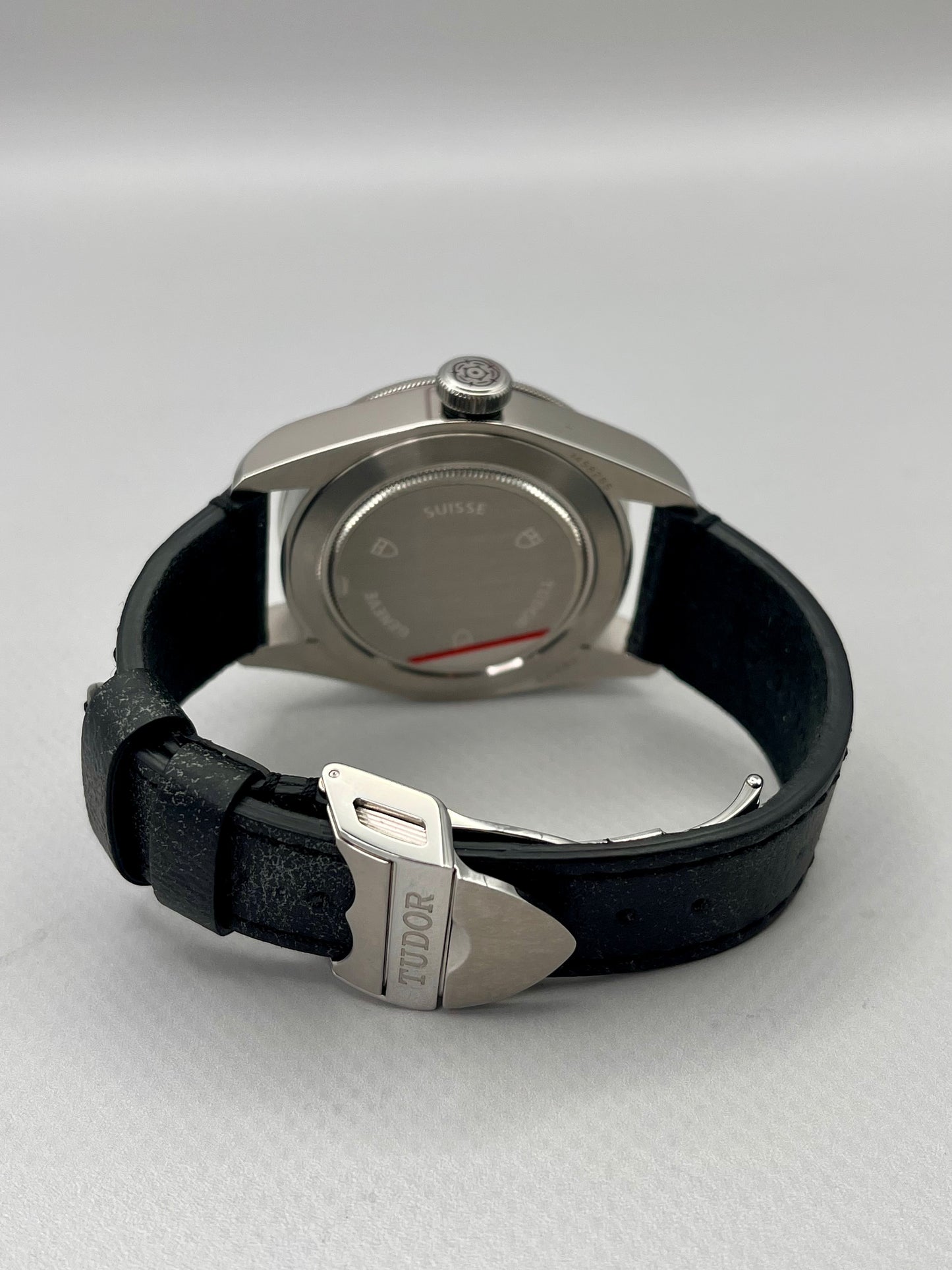 2016 TUDOR **UNWORN** NOS Black Bay 'Smiley' - 79220N - 41mm - Full Set - Rare!