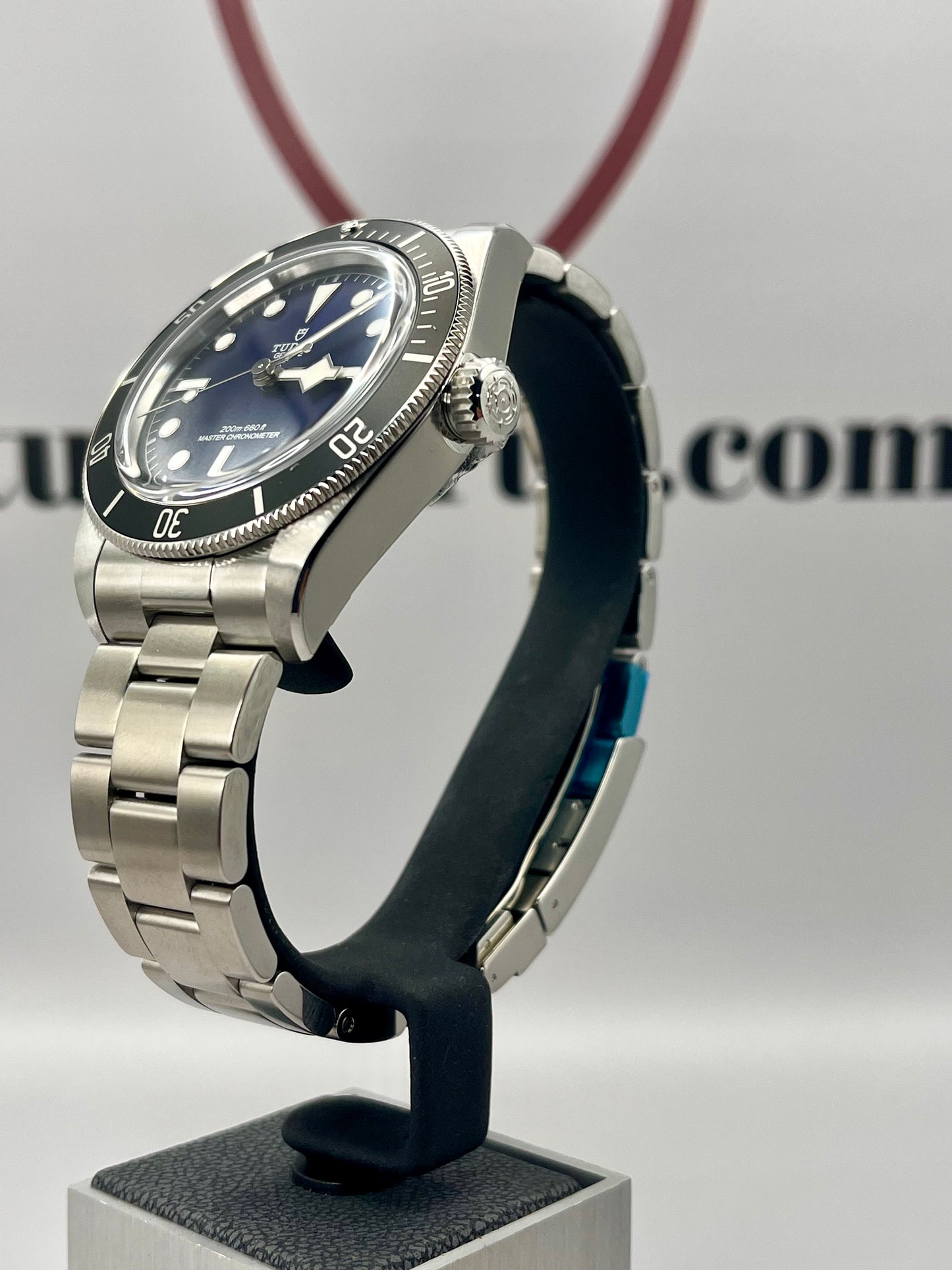 2025 **BRAND NEW** TUDOR Black Bay 68 - 43mm - M7943A1A0NU
